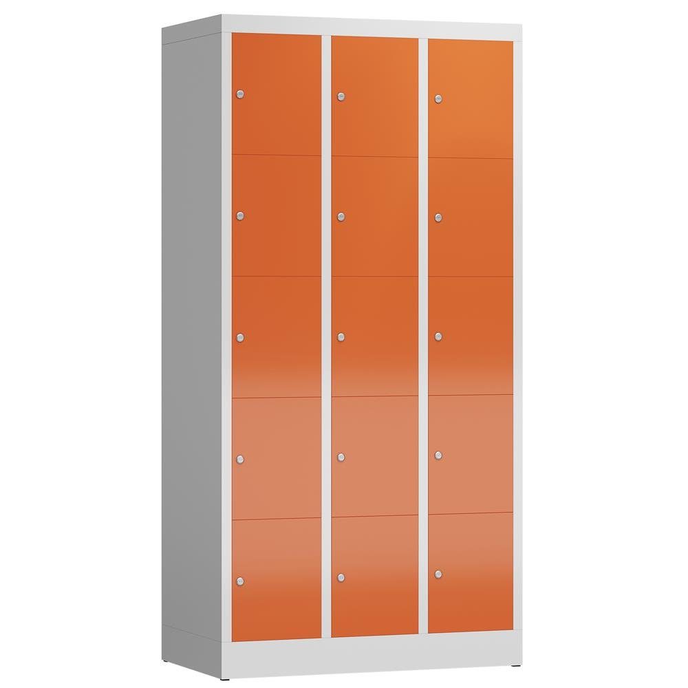 Steelboxx Fächerschrank ClassiX Schließfachschrank, 3 Abteile à 5 Fächer, 1800 x 870 x 500 mm (1-St) Komplett verschweißt und montiert - keine Montage erforderlich Korpus: RAL 7035 Lichtgrau/ Türen: Rot | Lichtgrau