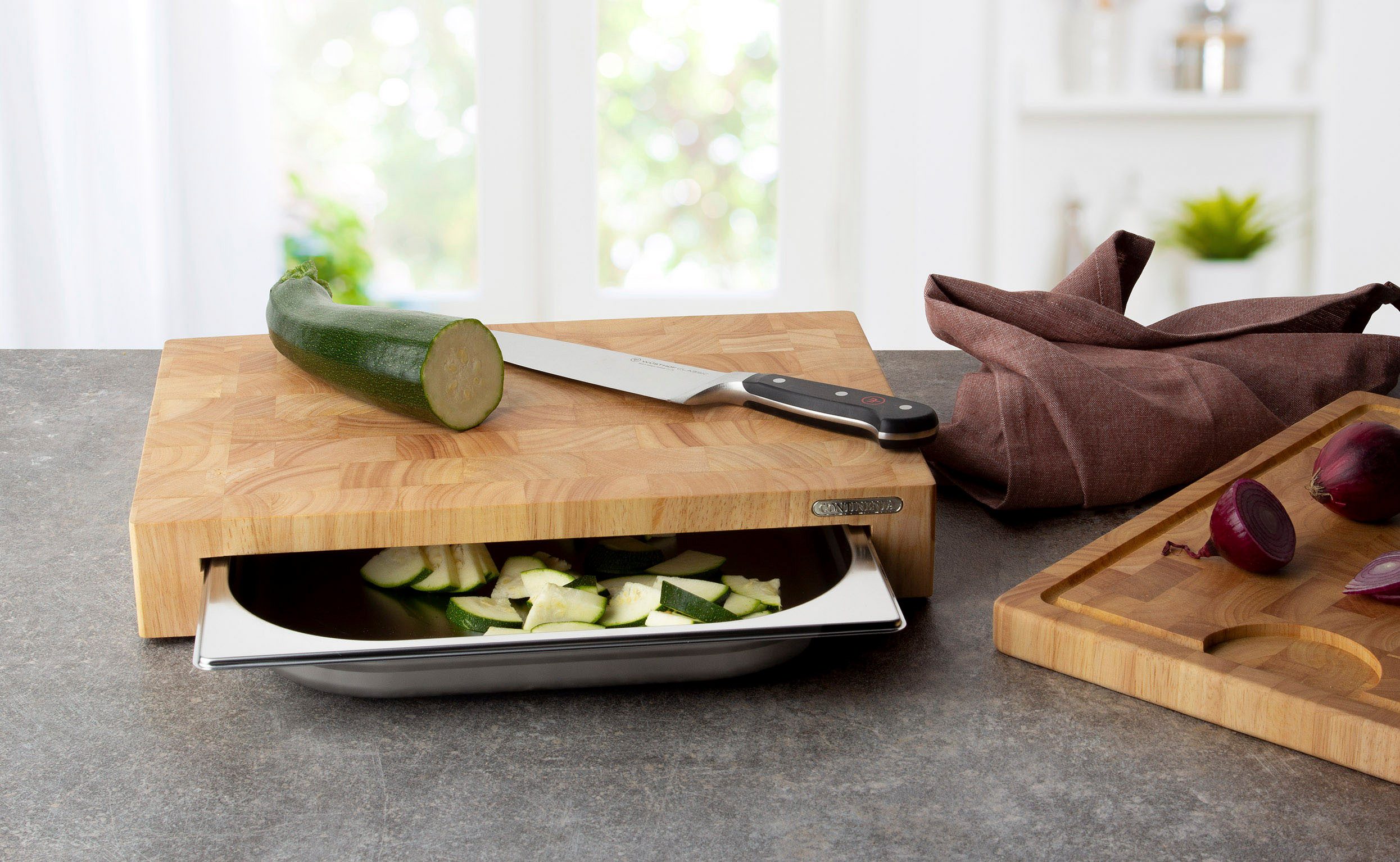 Continenta Schneidebrett, Massivholz, Handarbeit, mit Edelstahlschublade