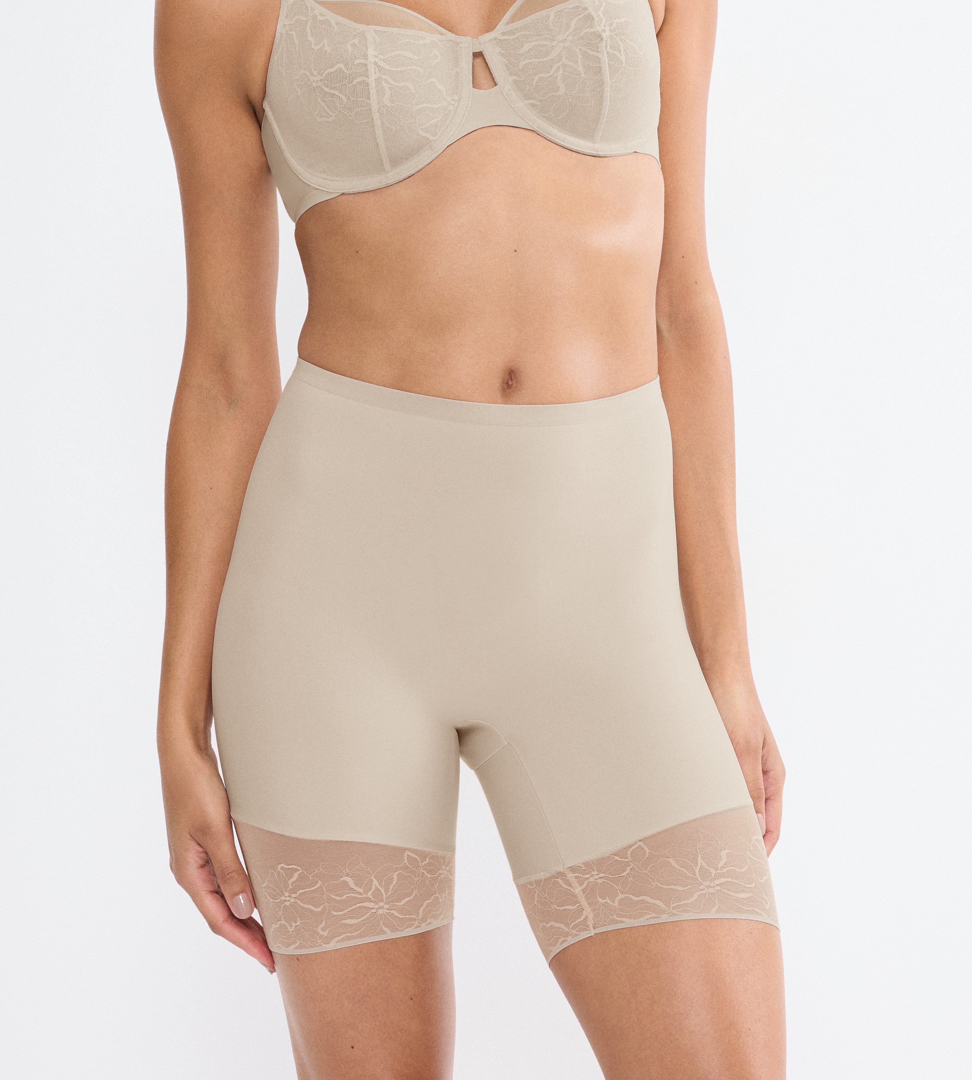 Panty Comfort Contour Mid-Thigh Panty