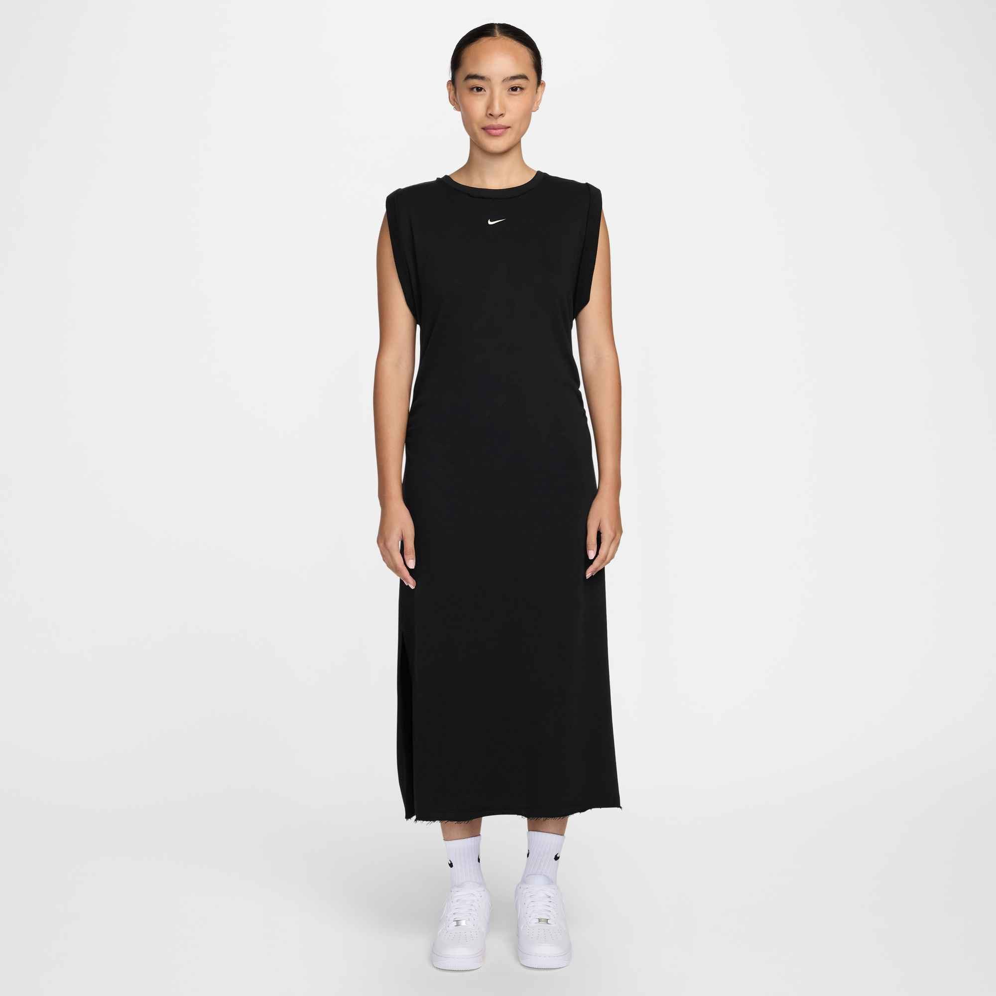 Nike Sportswear Shirtkleid W NSW NK CHLL FT DRESS aus Baumwolle und Polyester, erhältlich in den Größen XS bis XXL
