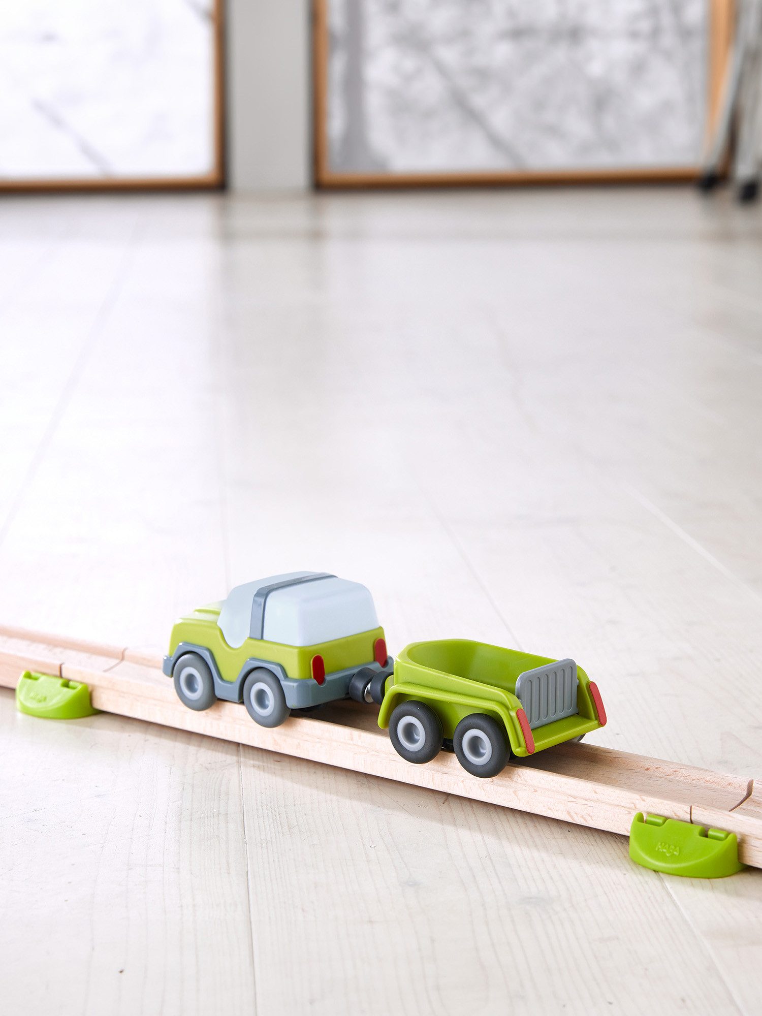 Haba Spielzeug-Traktor Kullerbü – Geländewagen mit Anhänger, unisex neutral