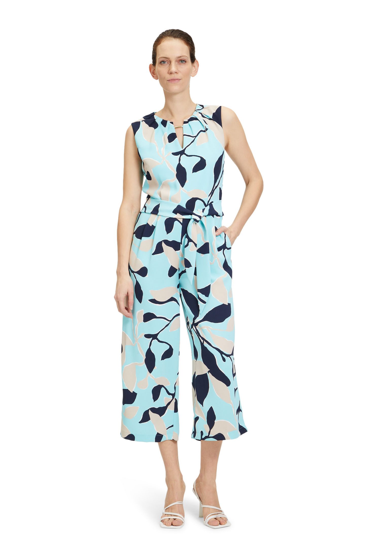 Betty&Co Overall Damen ohne Arm (1-tlg) Falten