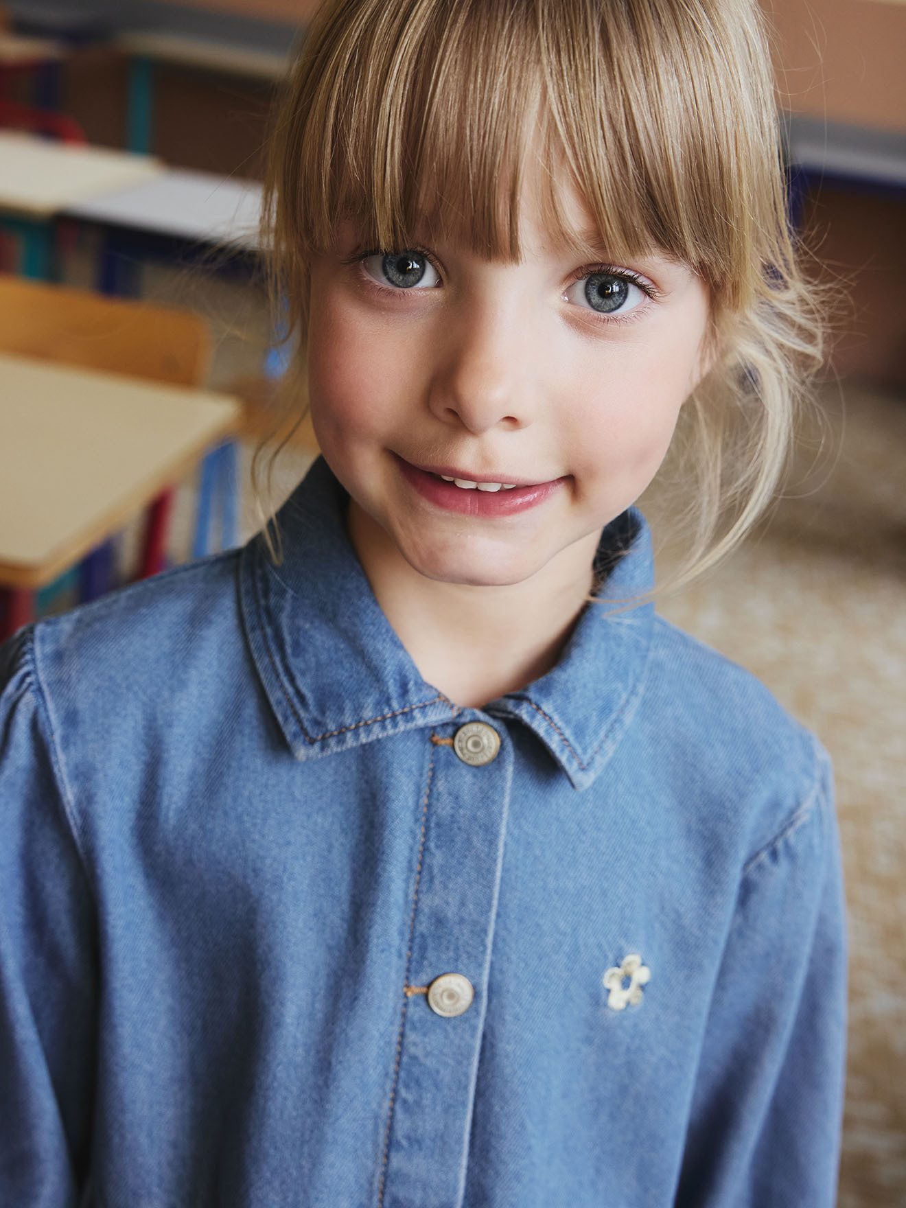 vertbaudet Minikleid Mädchen Kleid aus Light-Denim