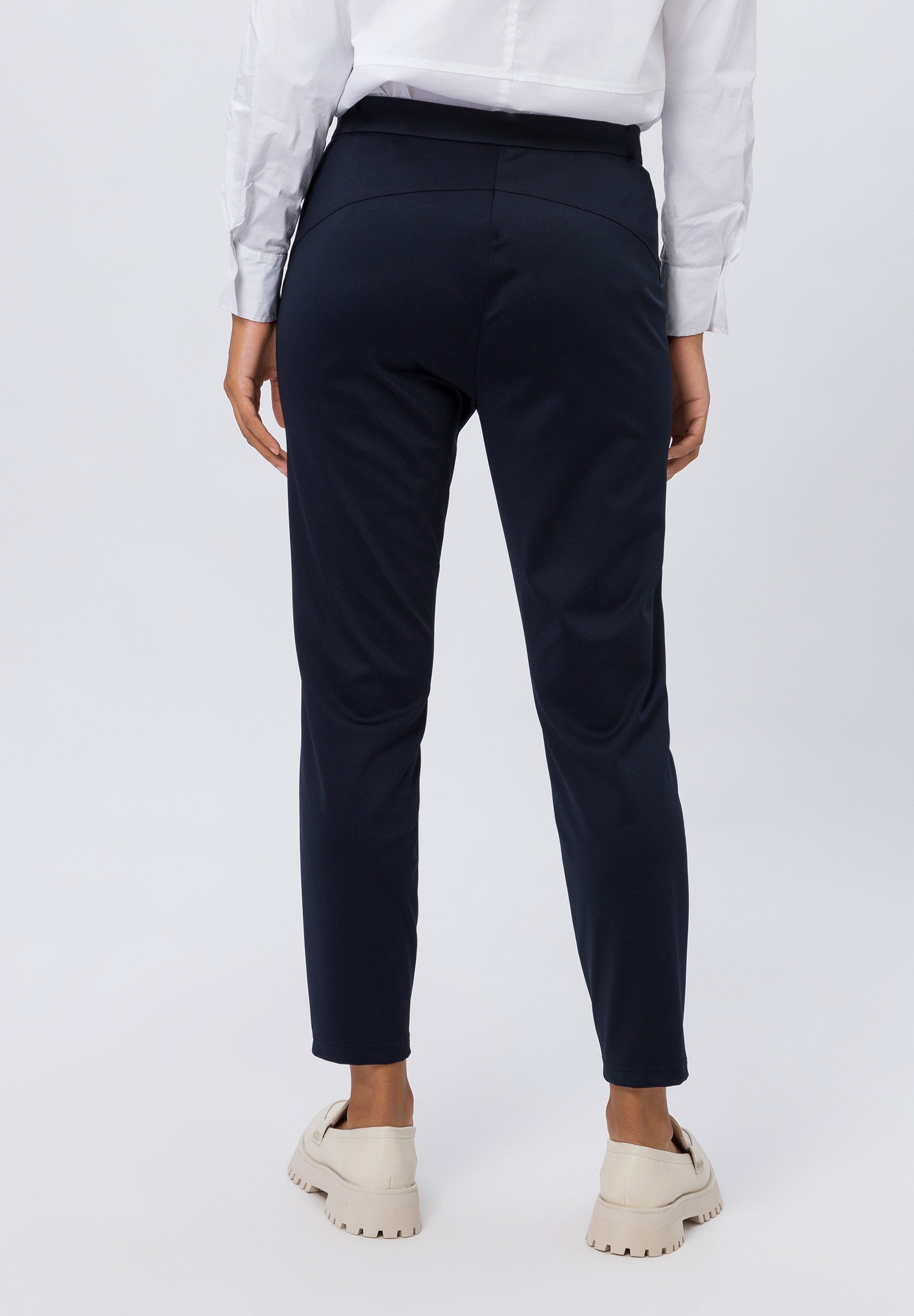 TUZZI Stoffhose mit elastischem Bund günstig online kaufen