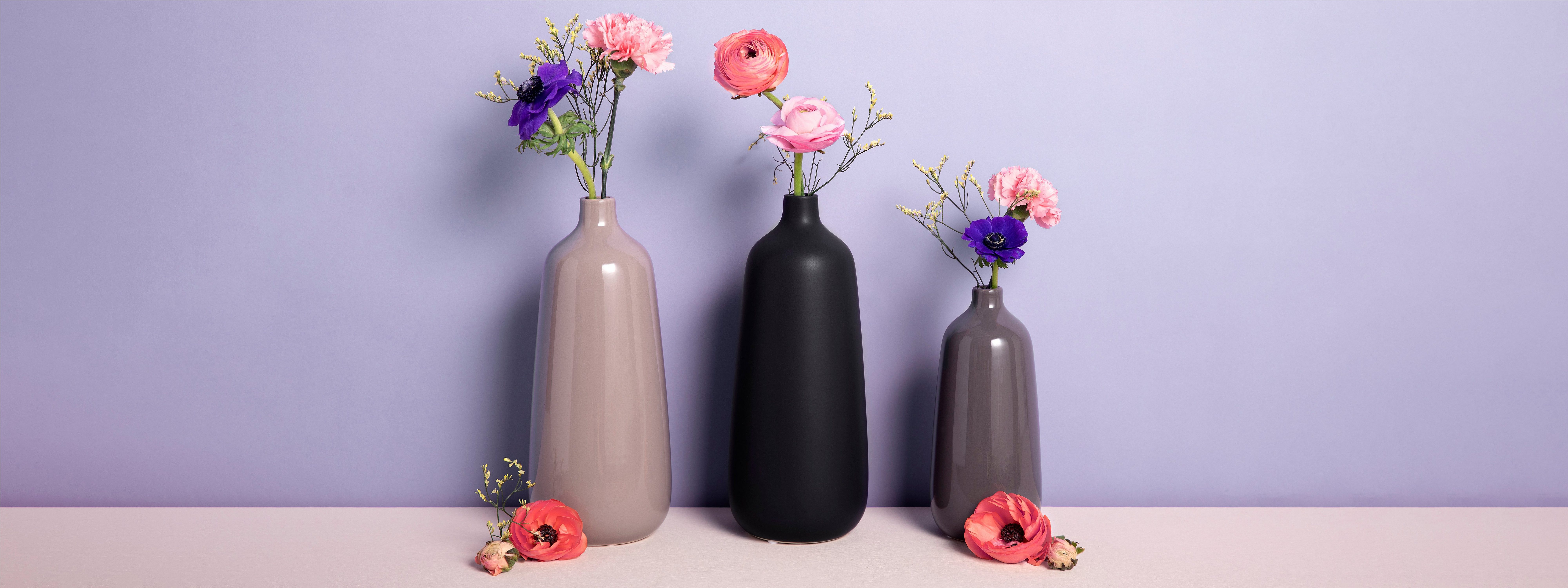 (1 St), Flaschen-Vase aus grau andas Tischvase Kila, 23,3 Porzellan, cm Höhe matt