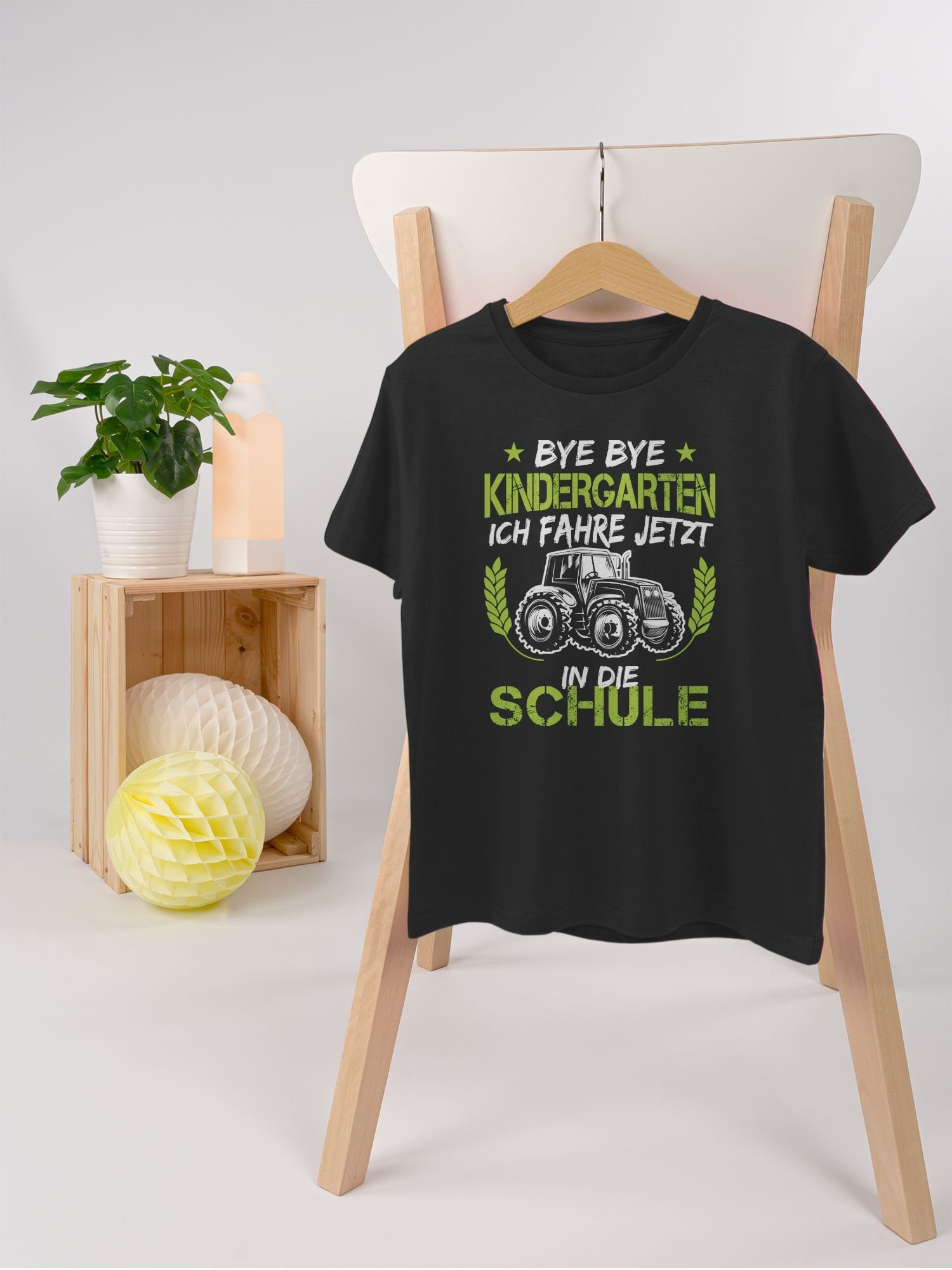 Kinder Kids (Gr. 92 - 146) Shirtracer T-Shirt Bye Bye Kindergarten ich fahre jetzt in die Schule Traktor Weiß Grün - Schulkind E