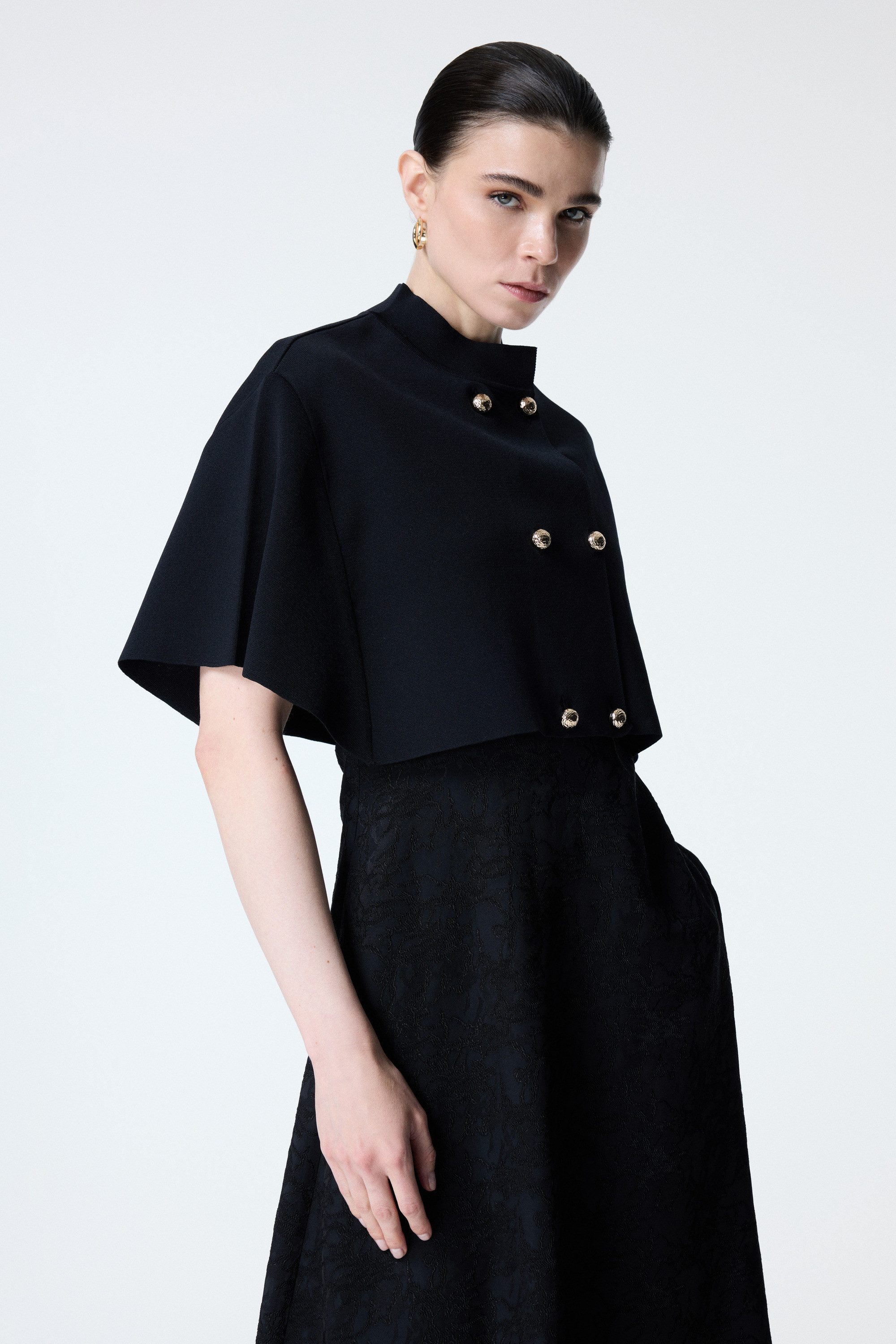 adL Cape Strickcape mit Knopfleiste