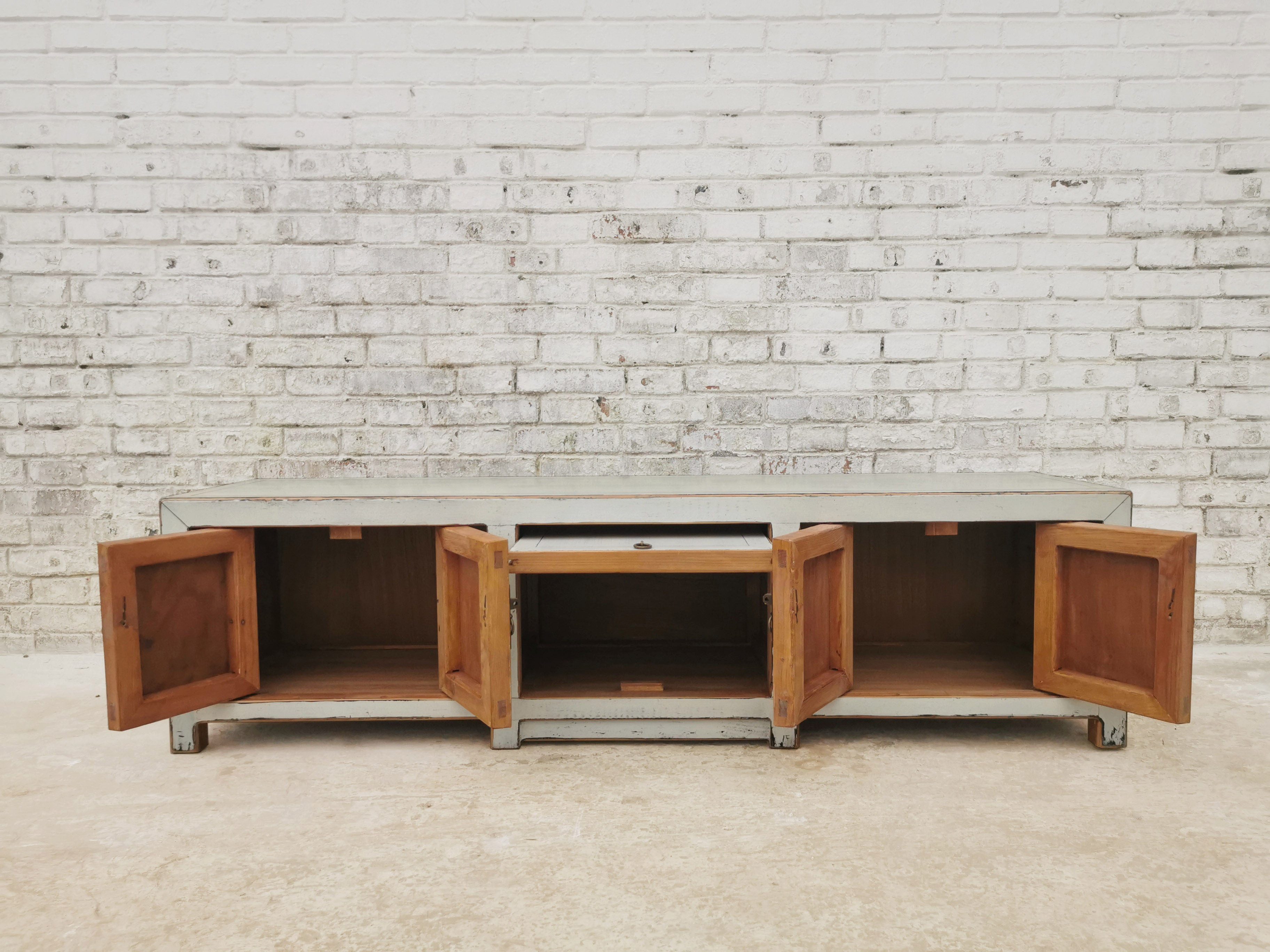 Luxury-Park-Direct Kommode Minimalistisches China Lowboard mit antikem Finish
