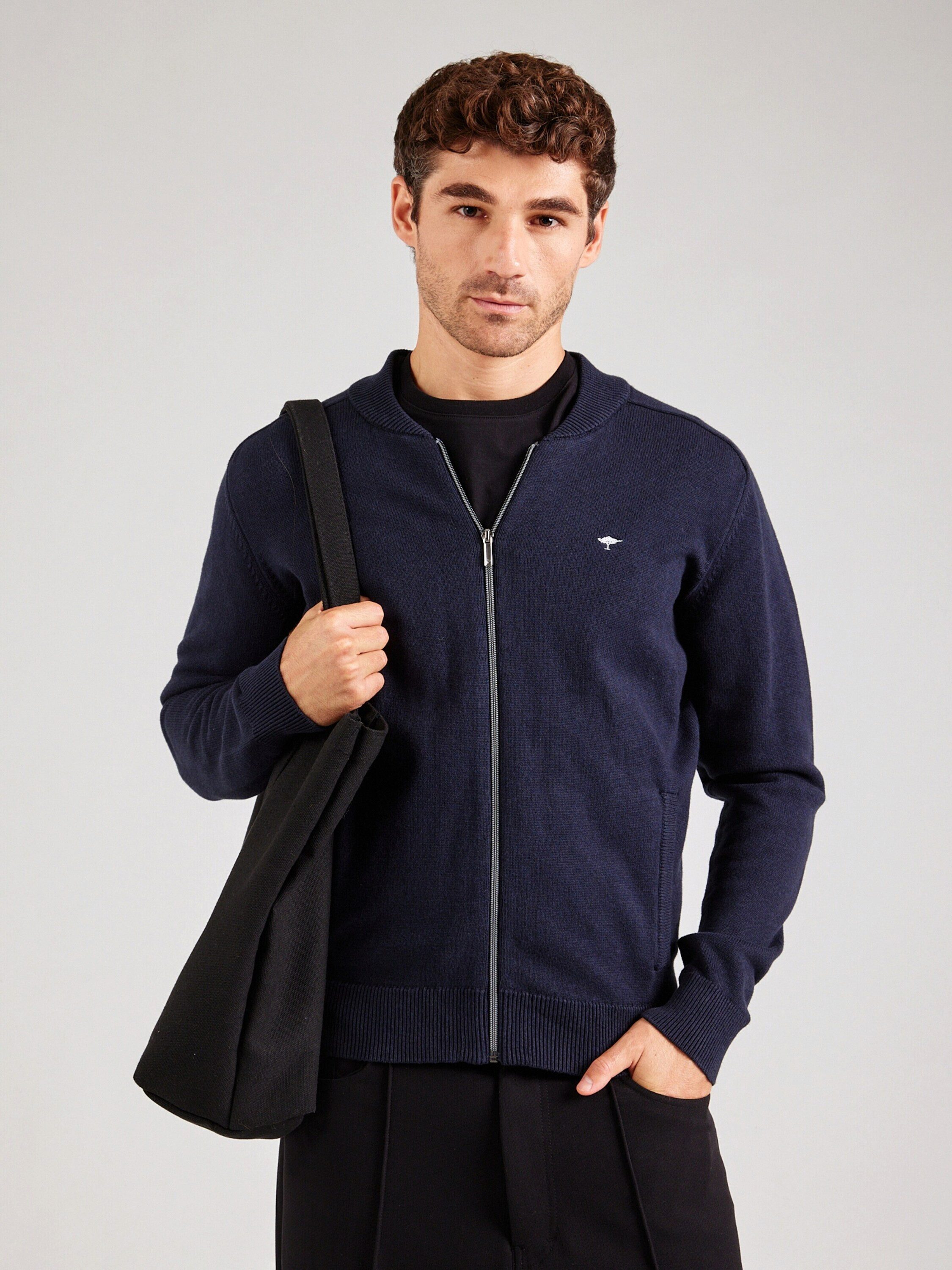 Strickjacke