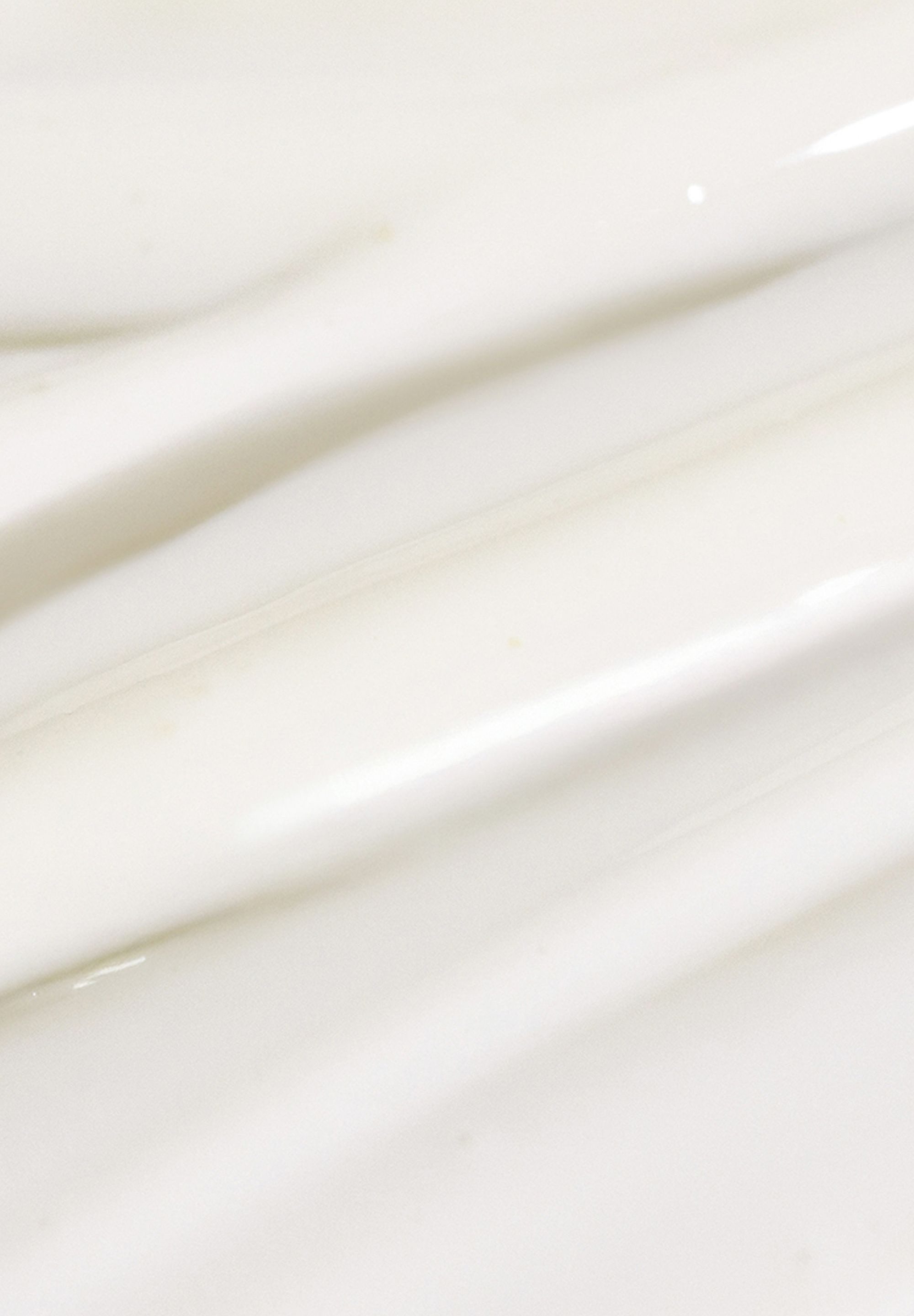 salted. Sonnenschutzcreme Ausgleichende LSF 30 Tagespflege Think Thirty, Leichte Tagespflege mit LSF 30, Panthenol, Glycerin und AlgaGuard