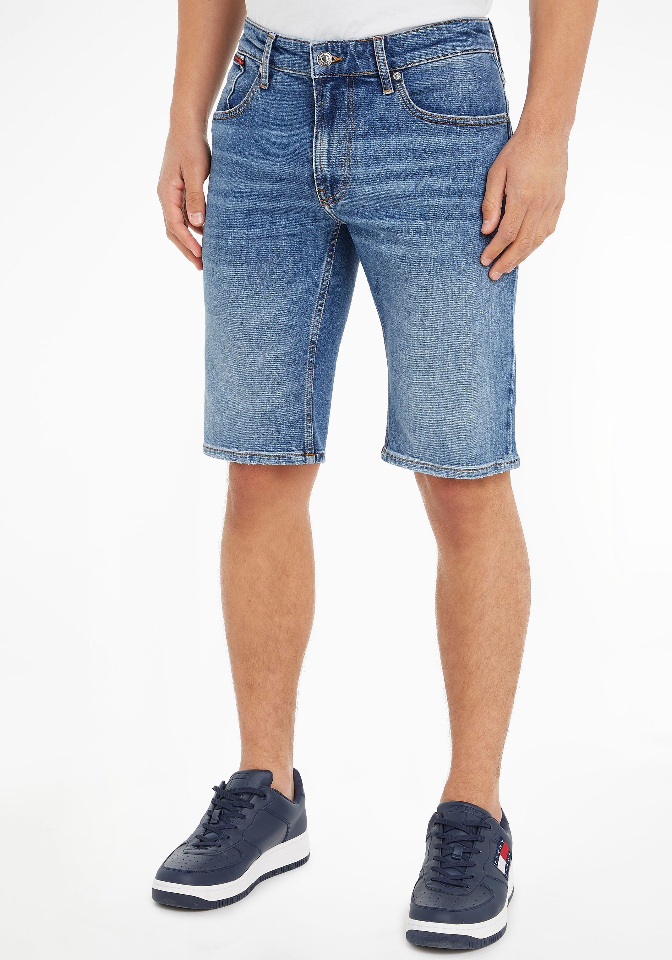 Tommy Jeans Jeansshorts RONNIE mit Gürtelschlaufen denim medium