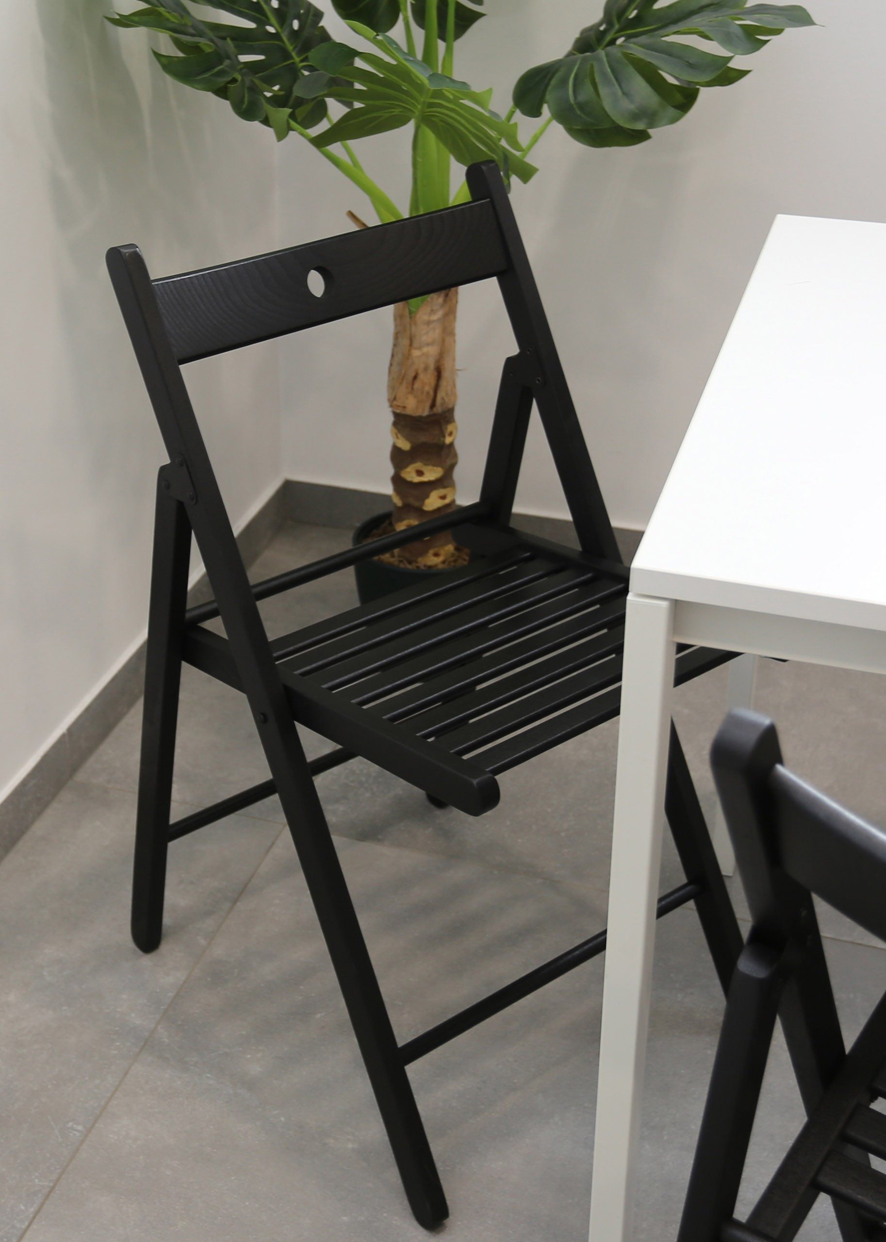IKEA Faltstuhl TERJE Schwarzer zusammenklappbarer Stuhl IKEA