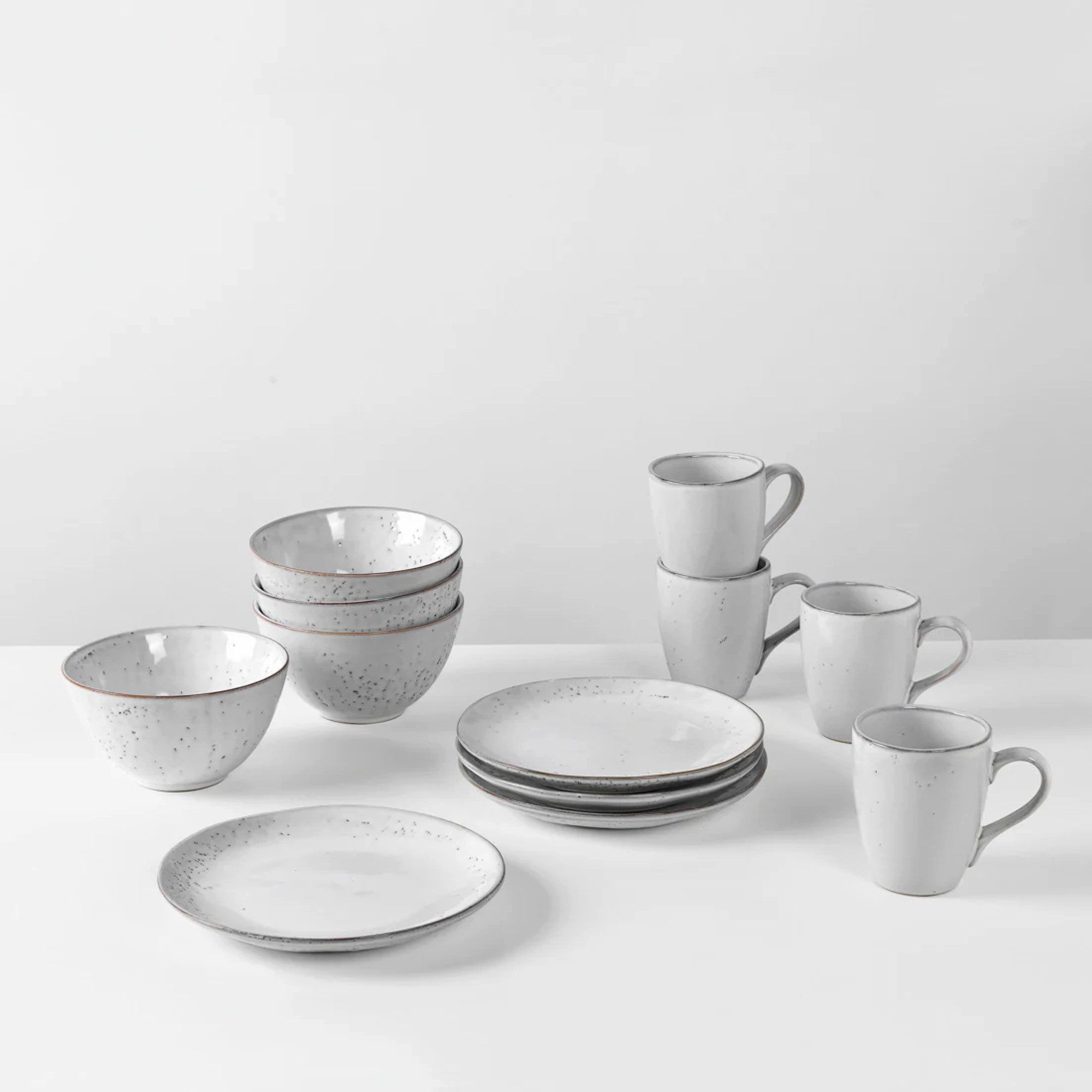 Broste Copenhagen Geschirr-Set Broste Copenhagen Nordic Sand Frühstücksset für vier 12 tlg (12-tlg), 4 Personen, Steingut