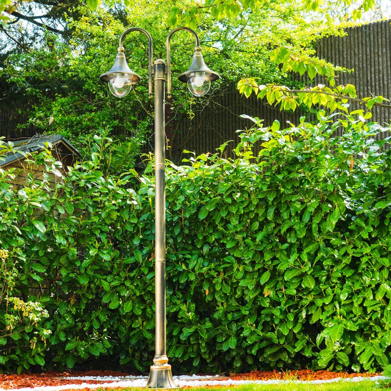 Vintage antikem »Paraolo« in E27,IP44 hofstein ohne Gartenlampe, Außenleuchte Leuchtmittel, Außen-Stehlampe Look, 225cm, Kandelaber Metall Braun/Gold,Wegeleuchte