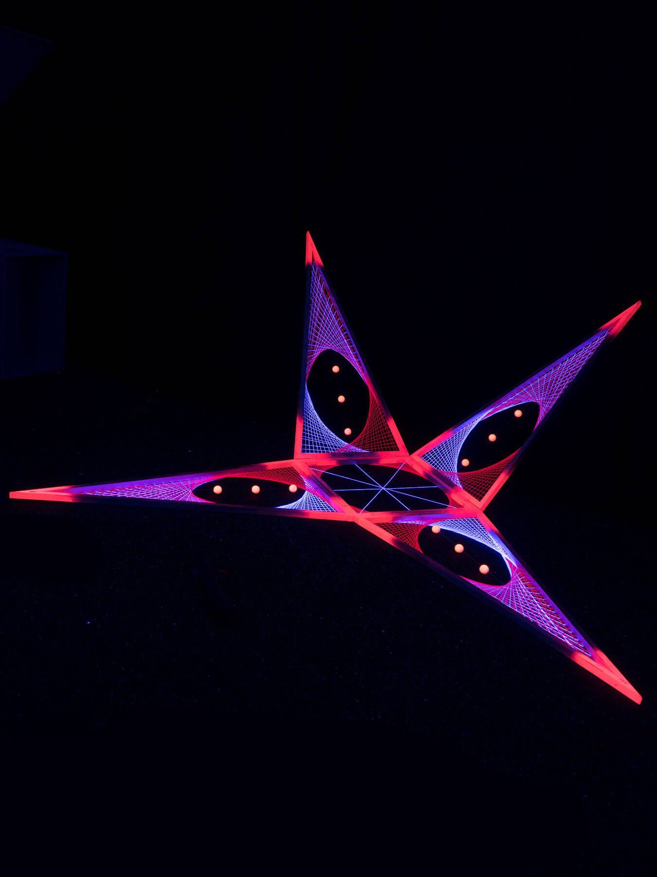 Stern 3D unter Schwarzlicht "Convertible leuchtet Dekoobjekt StringArt Schwarzlicht Pyramid 3m, Pink", UV-aktiv, PSYWORK