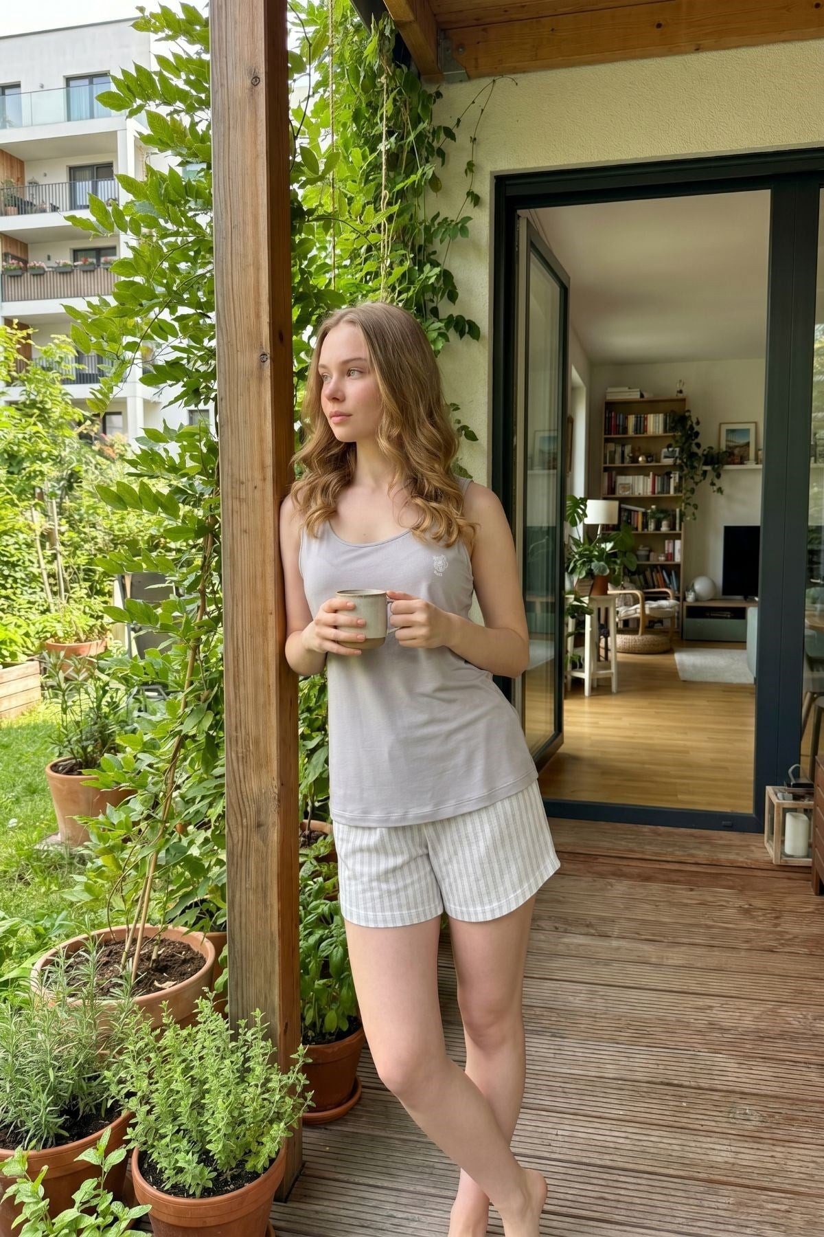 C&CITY Pyjama Dicke Träger Graue Shorts Pyjama Set