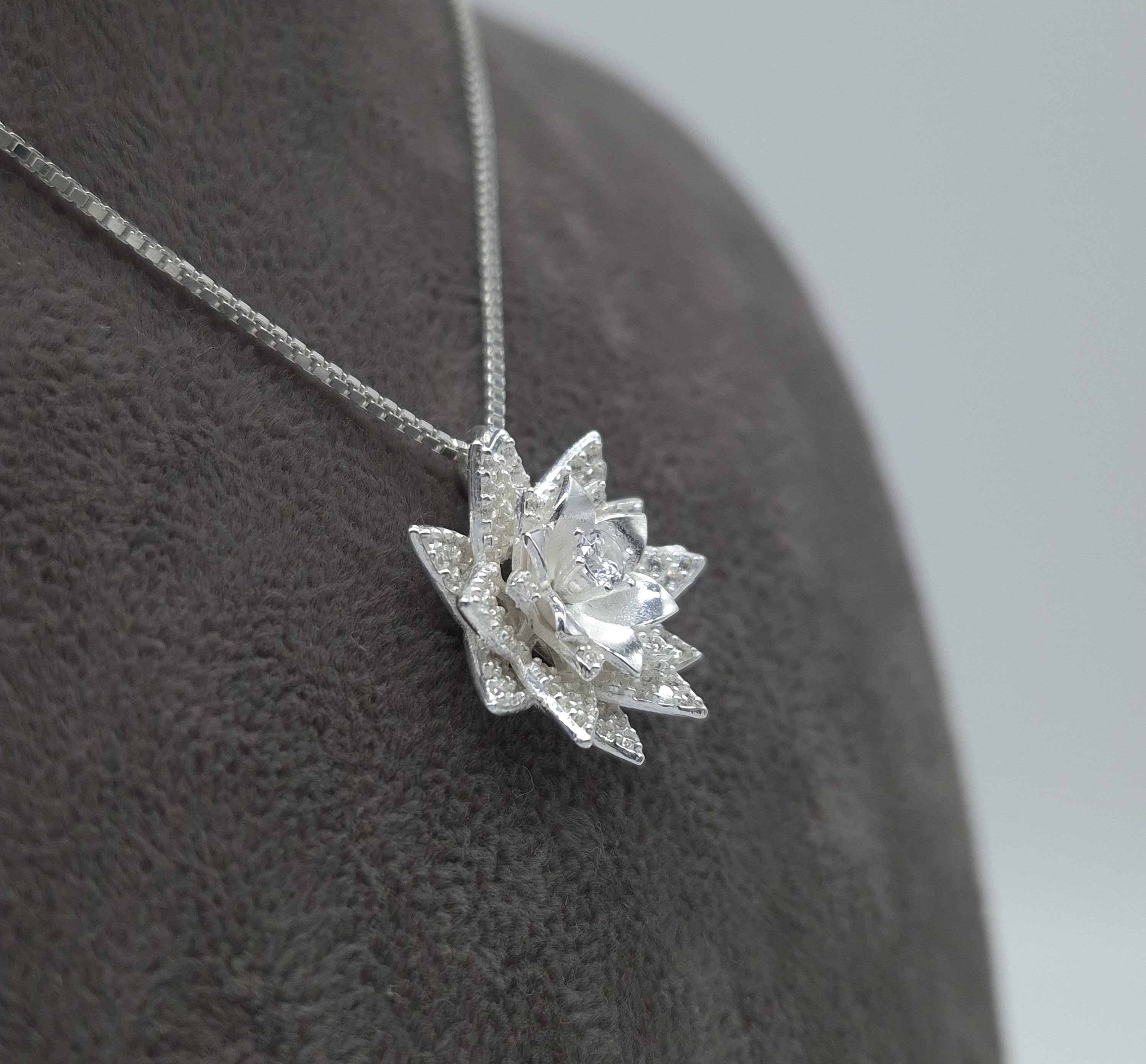 NAHLE Kette mit Anhänger Silber Lotus Blume des Lebens Blüte Talisman Lebensblume Geschenk (2-tlg., inkl. Schmuckbox), sehr hochwertig verarbeitet