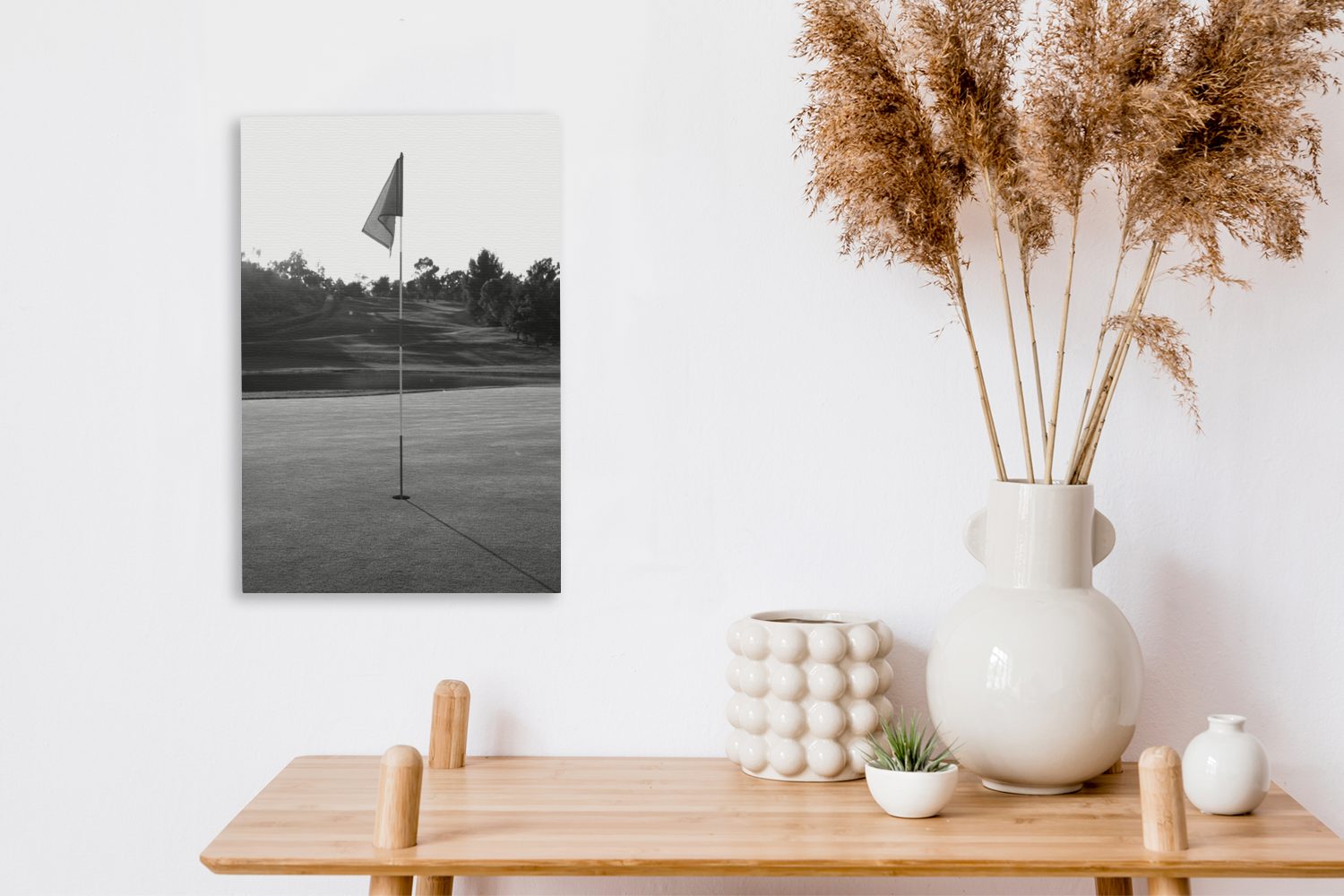 Leinwandbild und im St), (1 fertig cm Zackenaufhänger, Golfplatz Loch Flagge 20x30 - bespannt auf dem schwarz inkl. weiß, OneMillionCanvasses® Gemälde, Leinwandbild