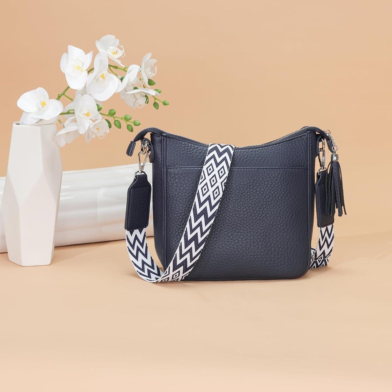 LuxusKollektion Handtasche Handtasche Damen Blau Mittelgroß günstig online kaufen