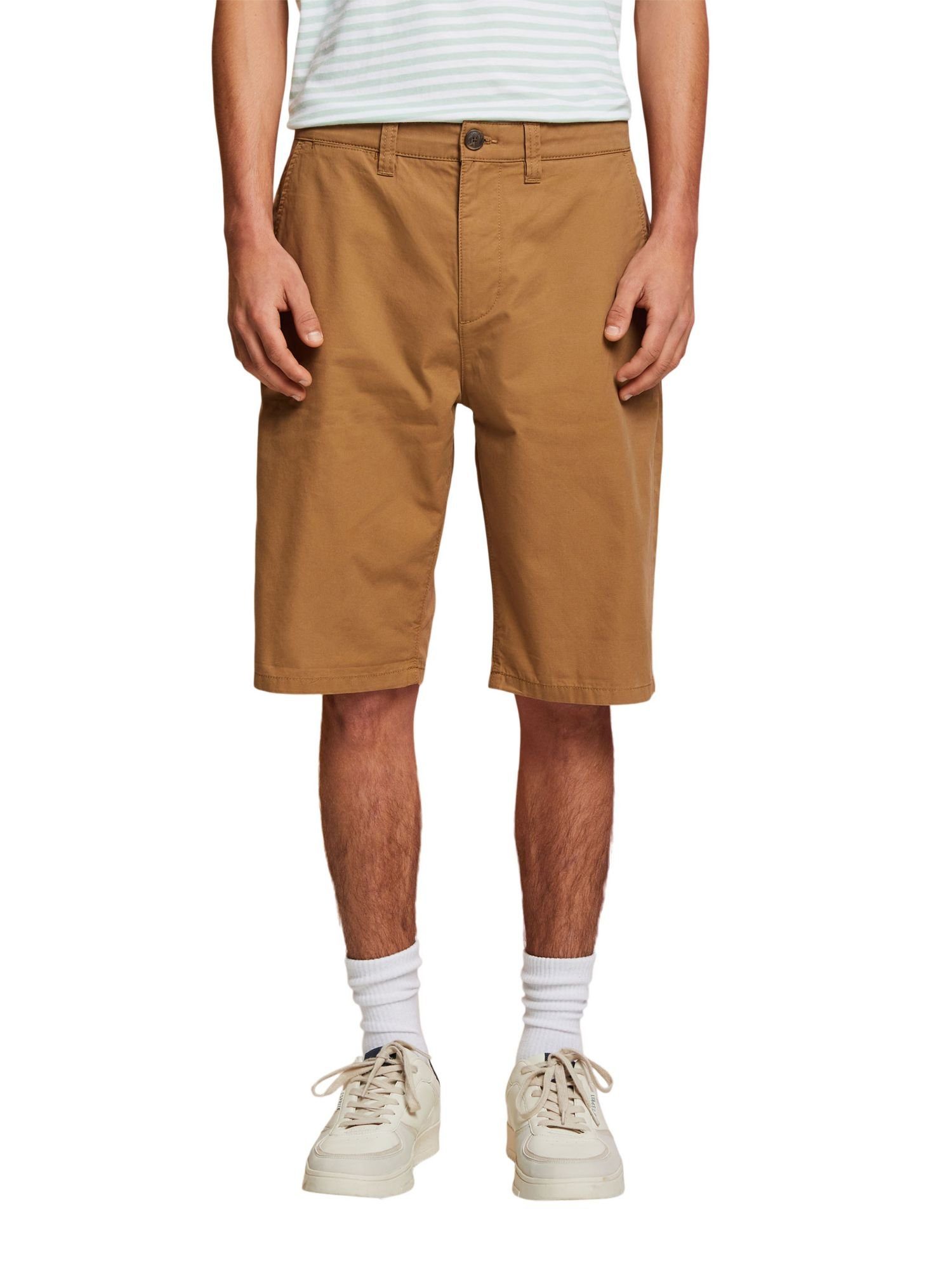 Shorts aus Chino-Style Shorts im (1-tlg) CAMEL Baumwolle nachhaltiger Esprit
