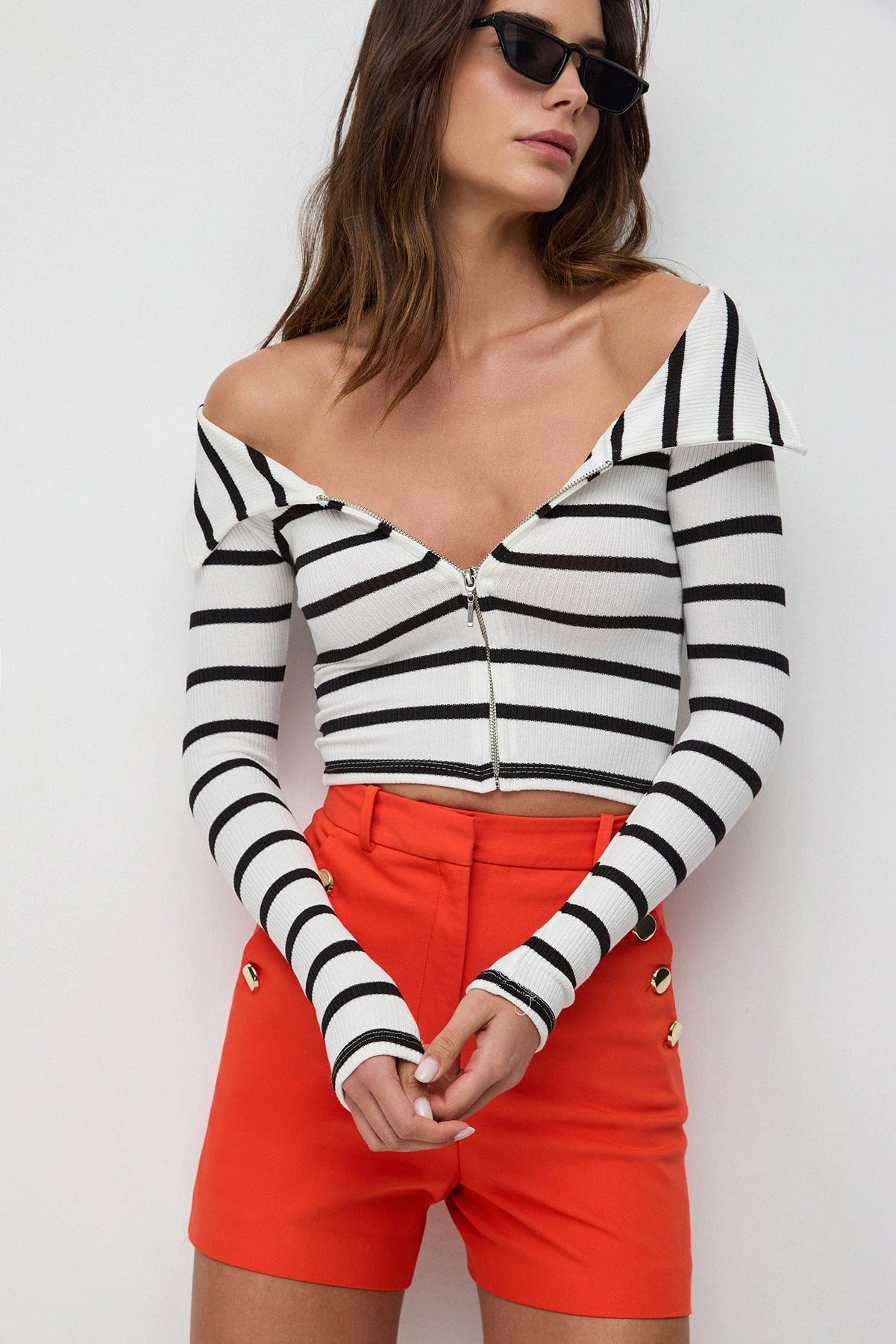Blusentop Gestreifte Bluse mit Reißverschlussdetail