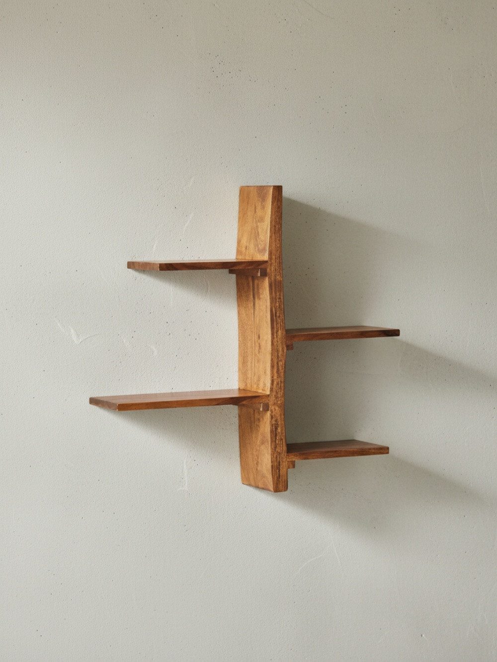 KADIMA DESIGN Wandregal Baum-Form Hängeregal aus Massivholz 4 Ablagen 58x60x15cm Wandregal