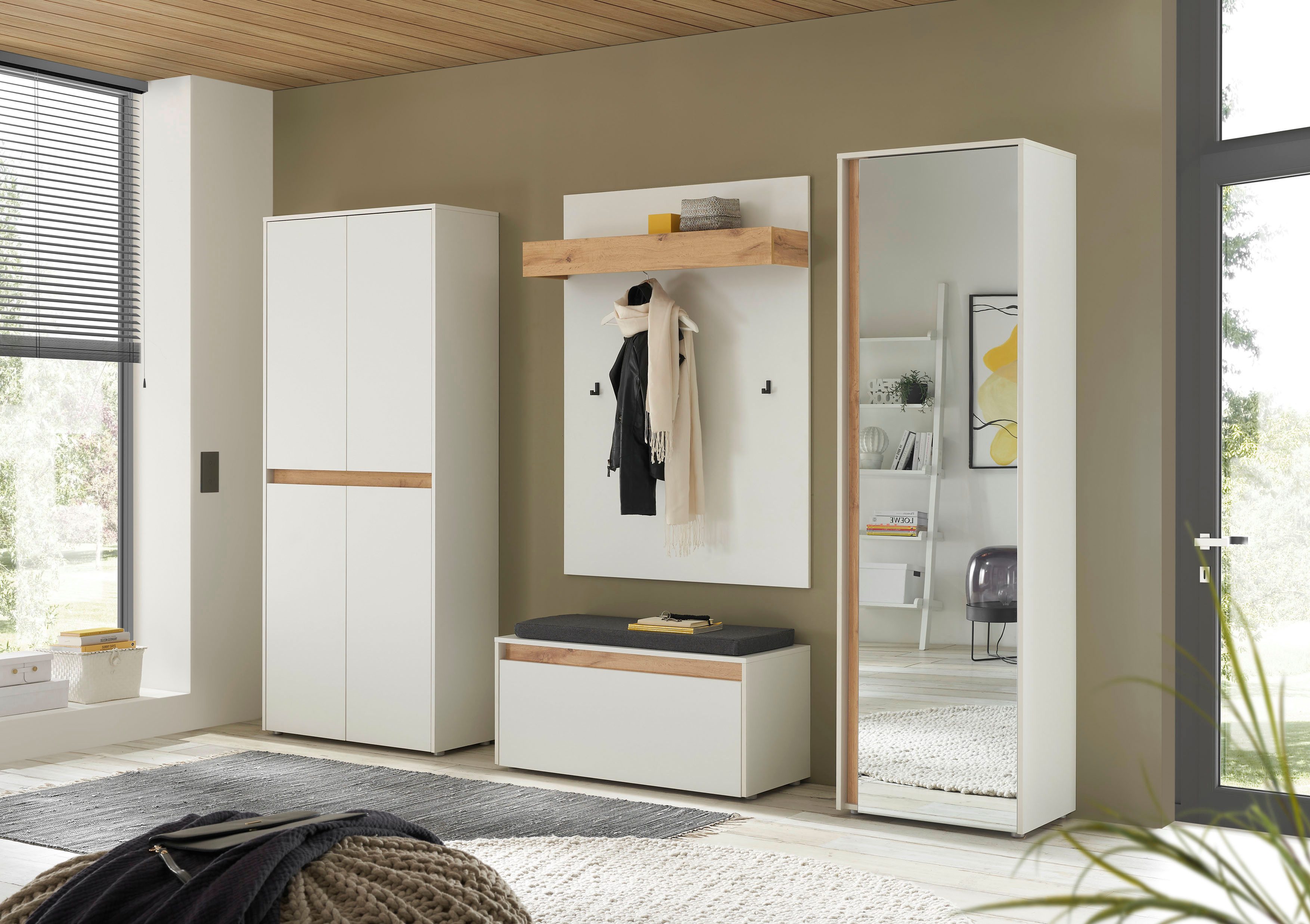 Home affaire Garderoben-Set City/Giron, moderne Garderobe, viel Stauraum, ca. 40 Schuhe, (Set, 4-St), enthält Schrank mit Spiegel, Schuhschrank, Paneel &Bank inkl. Kissen