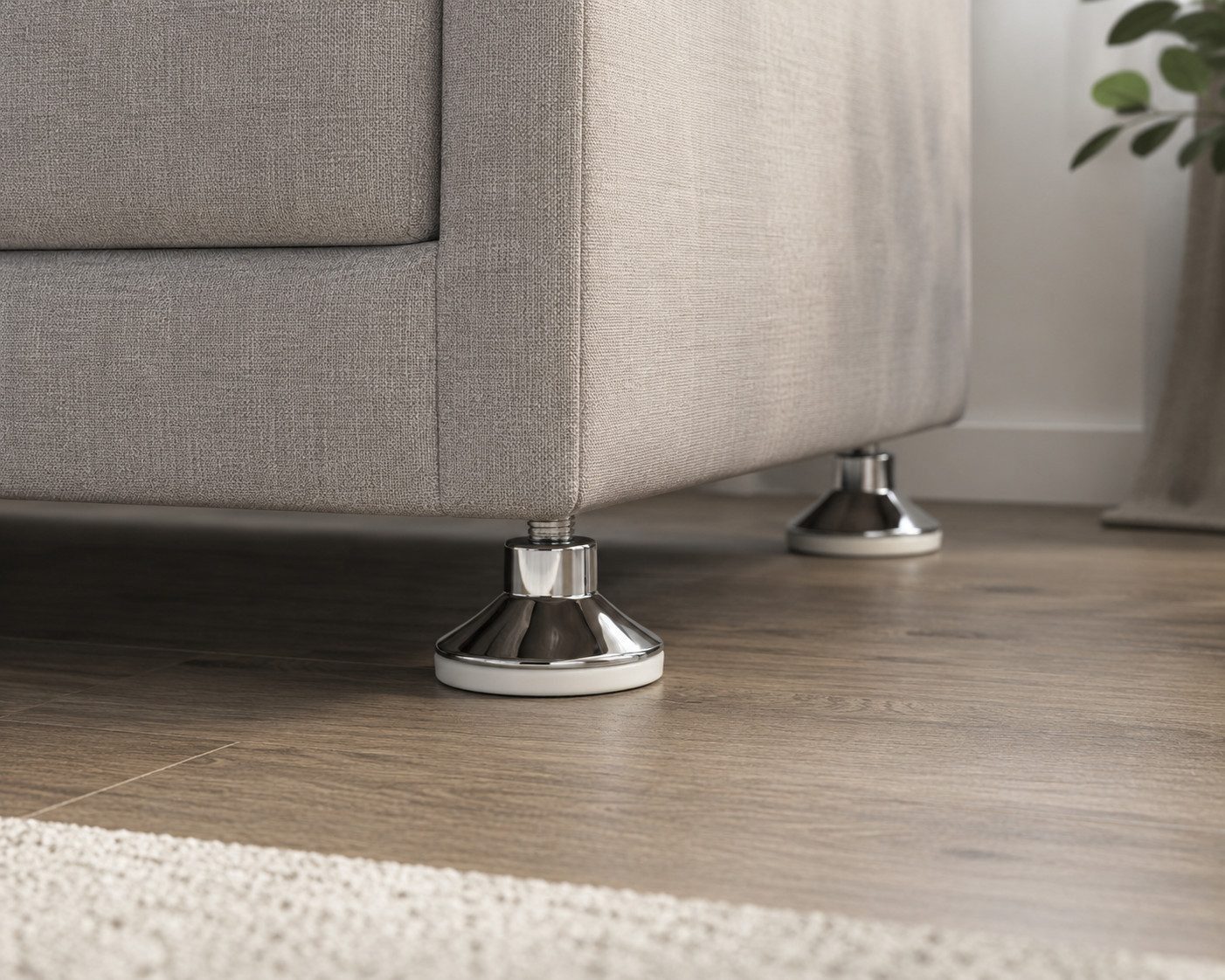 Xlmoebel Möbelfuß Chrom Möbelbeine 4er Set höhenverstellbar für moderne Sofas Sofort, (Set, 4-St., 4-teiliges Set Möbelbeine), Höhenverstellbar; Bodenschonende Unterlage; Modernes Chrom-Design