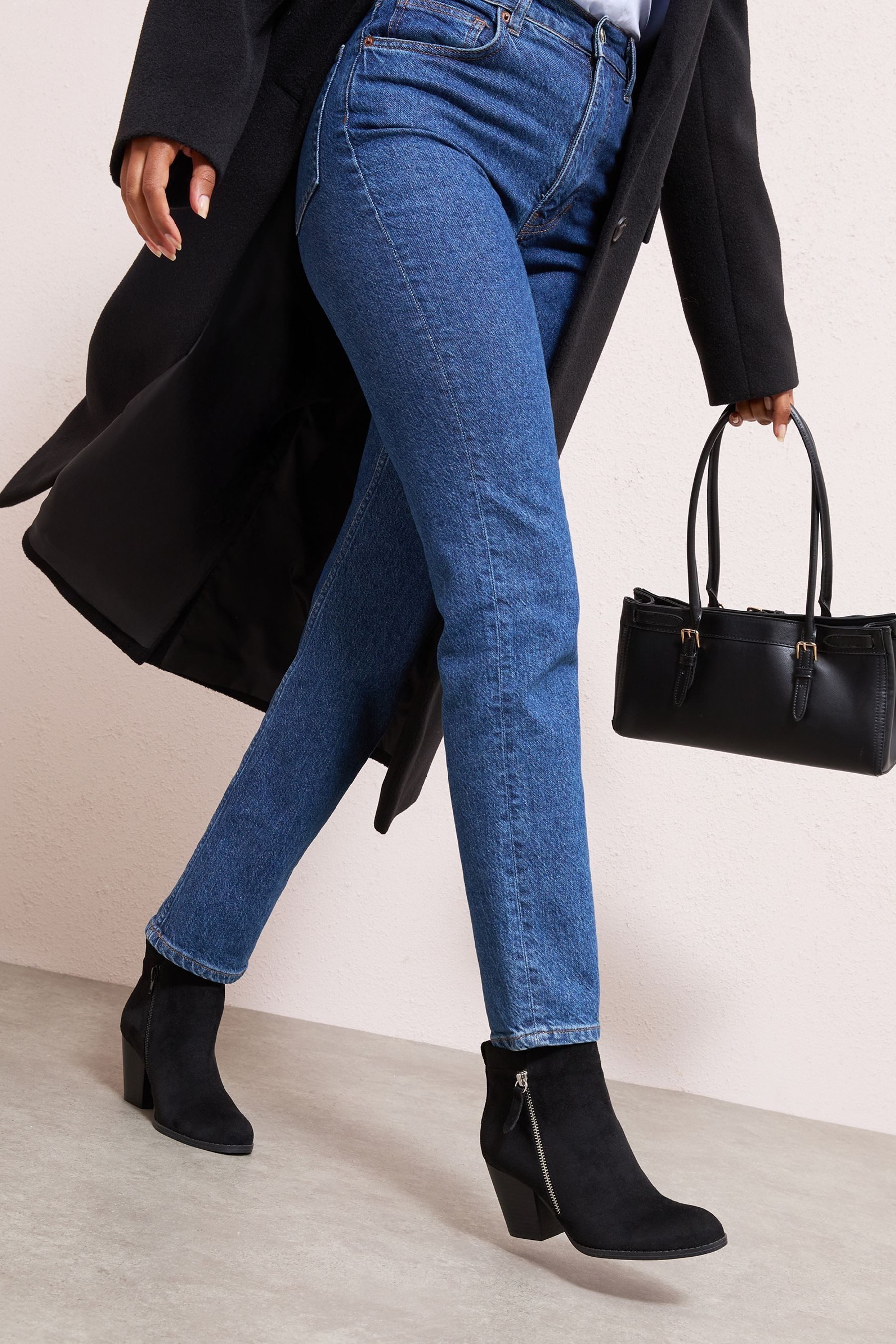 Friends Like These Friends Like These Stiefeletten aus Kunstvelours Stiefel günstig online kaufen