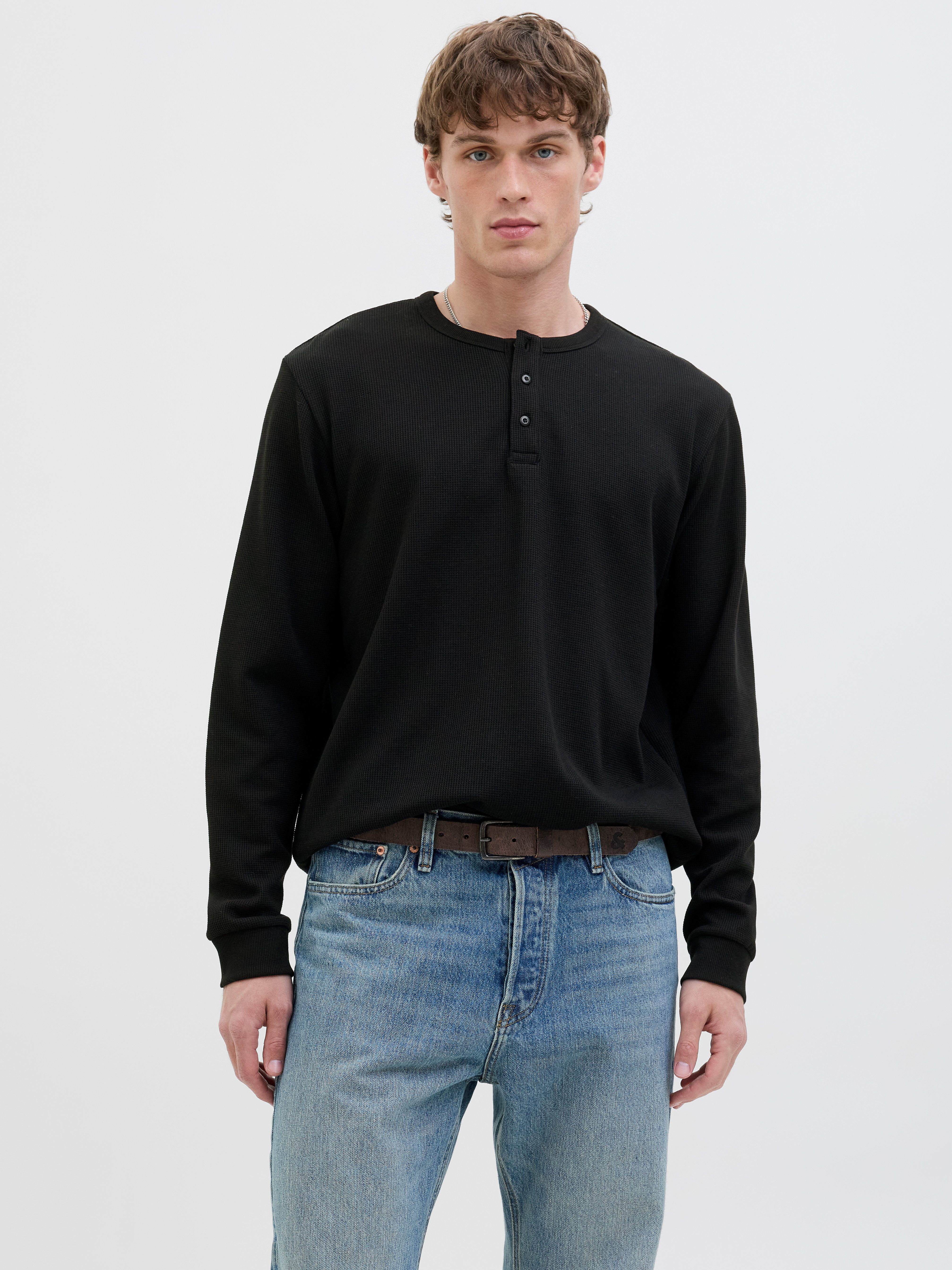 Jack & Jones Langarmshirt JJEDOVER HENLEY günstig online kaufen
