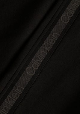 Calvin Klein Sweatshirt LOGO TAPE COMFORT SWEATSHIRT mit Logo-Streifen am Ärmel