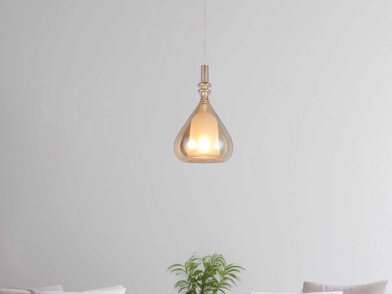 TRIO Leuchten LED Pendelleuchte mit Glas Lampenschirm Bernstein Ø 16cm, Dimmfunktion, LED wechselbar, warmweiß, klein-e Hängelampe einflammig hängend über Esstisch & Nachttisch Bett