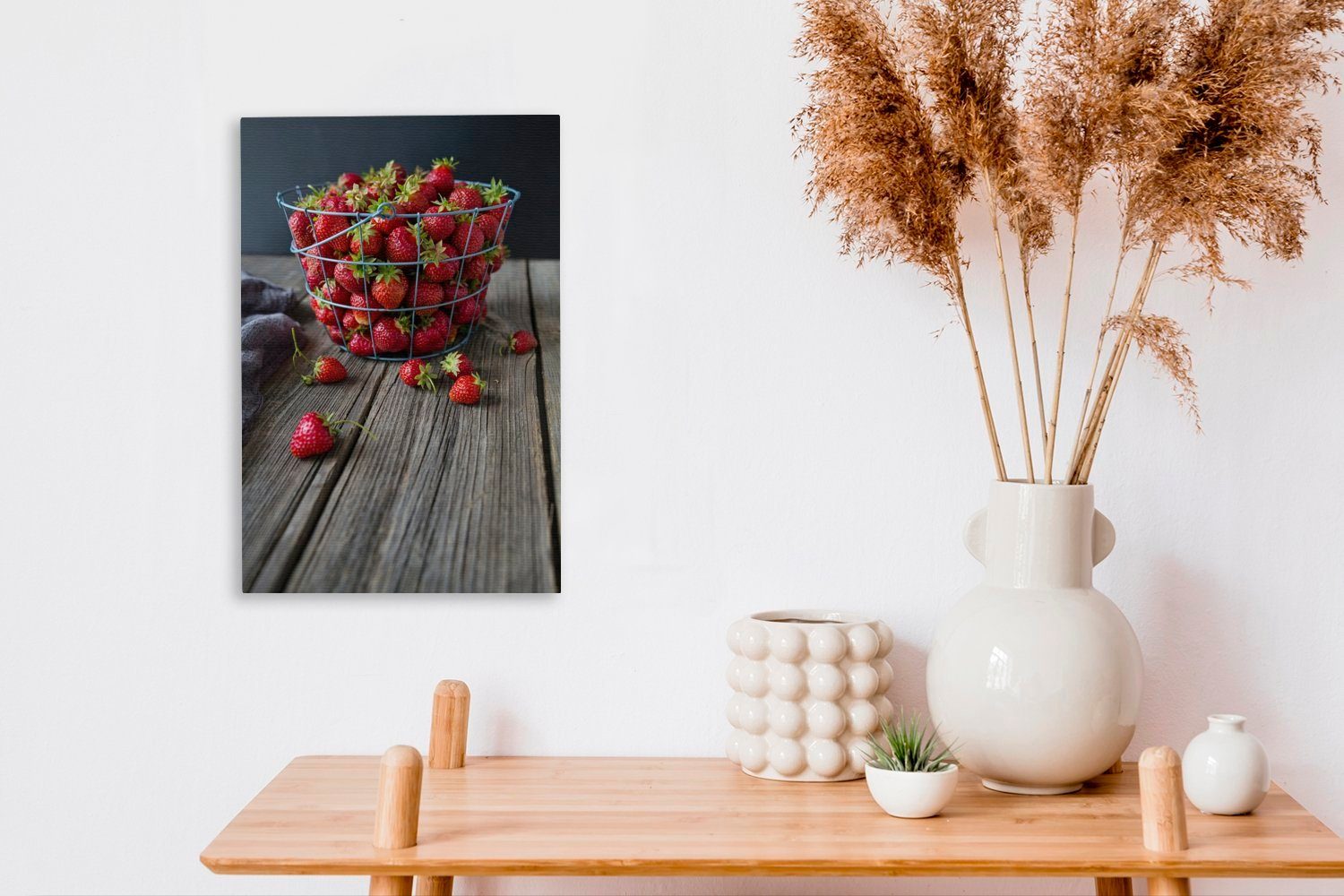 Gemälde, Tisch, OneMillionCanvasses® bespannt - fertig St), (1 cm Korb Leinwandbild 20x30 - Erdbeere Zackenaufhänger, inkl. Leinwandbild