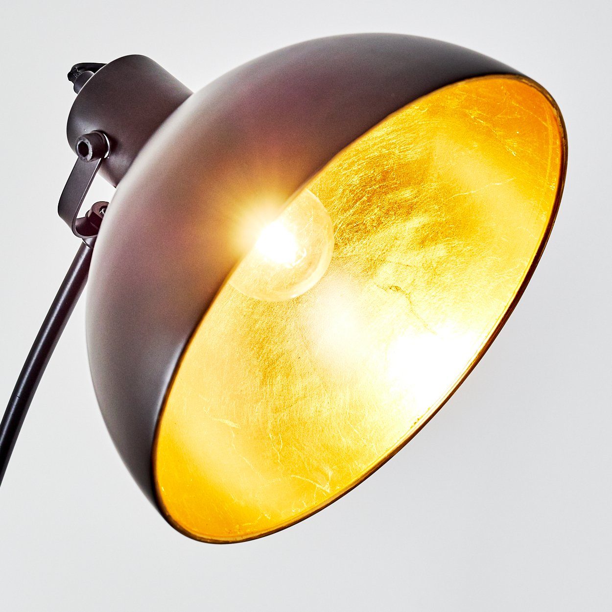 hofstein Stehlampe »Nemoli« Vintage Stehleuchte, Lampenschirm in Gold/Schwarz aus Metall, ohne Leuchtmittel, E27, im Retro-Design, mit Fußschalter am Kabel, auch