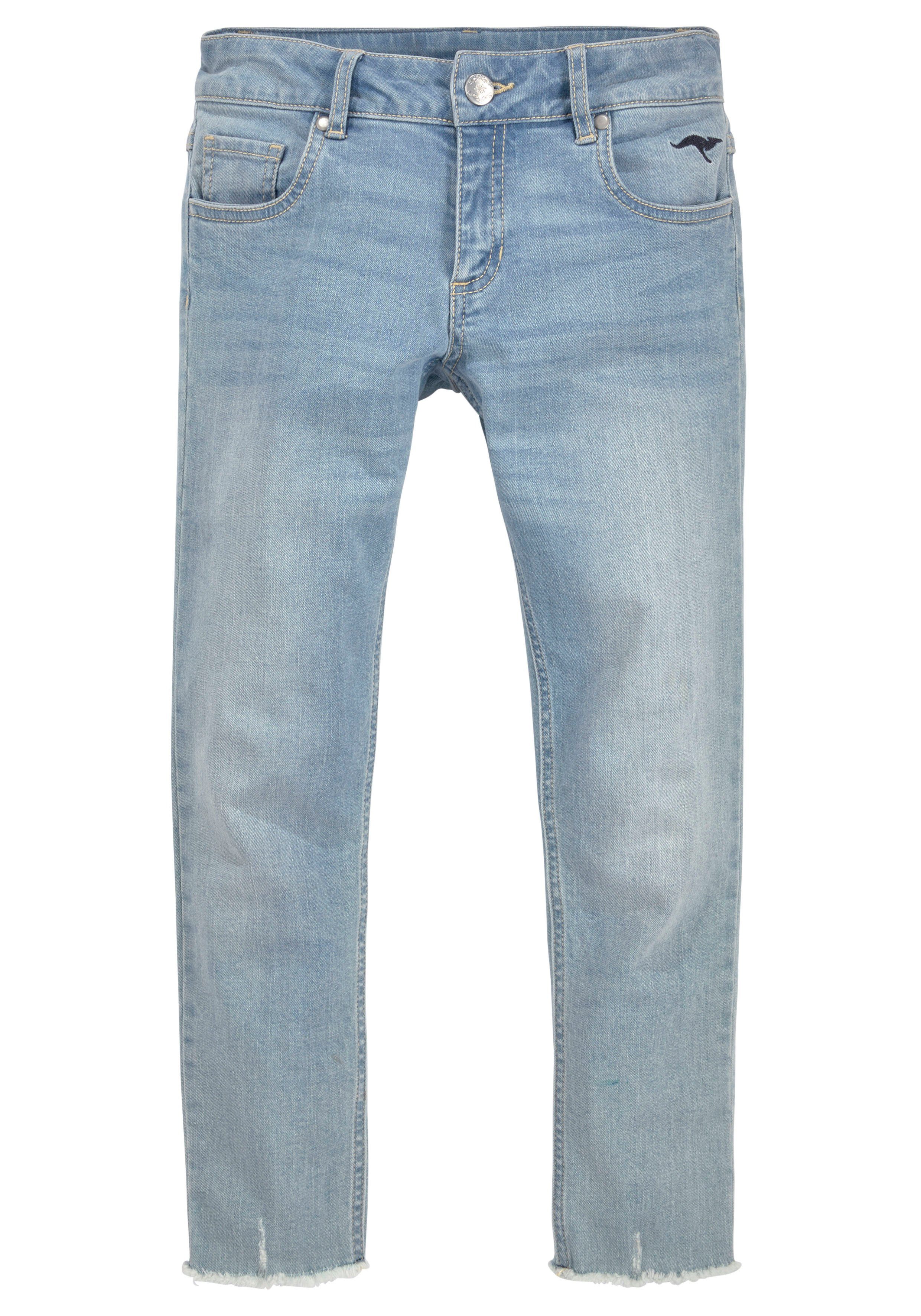 KangaROOS mit geschnittener Saumkante 7/8-Jeans
