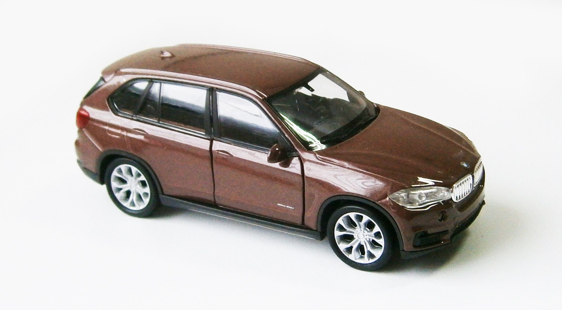 Welly Modellauto »BMW X5 Modellauto 12cm Modell Auto Metall Spielzeugauto  WELLY Kinder Geschenk 46 (Braun)« online kaufen | OTTO