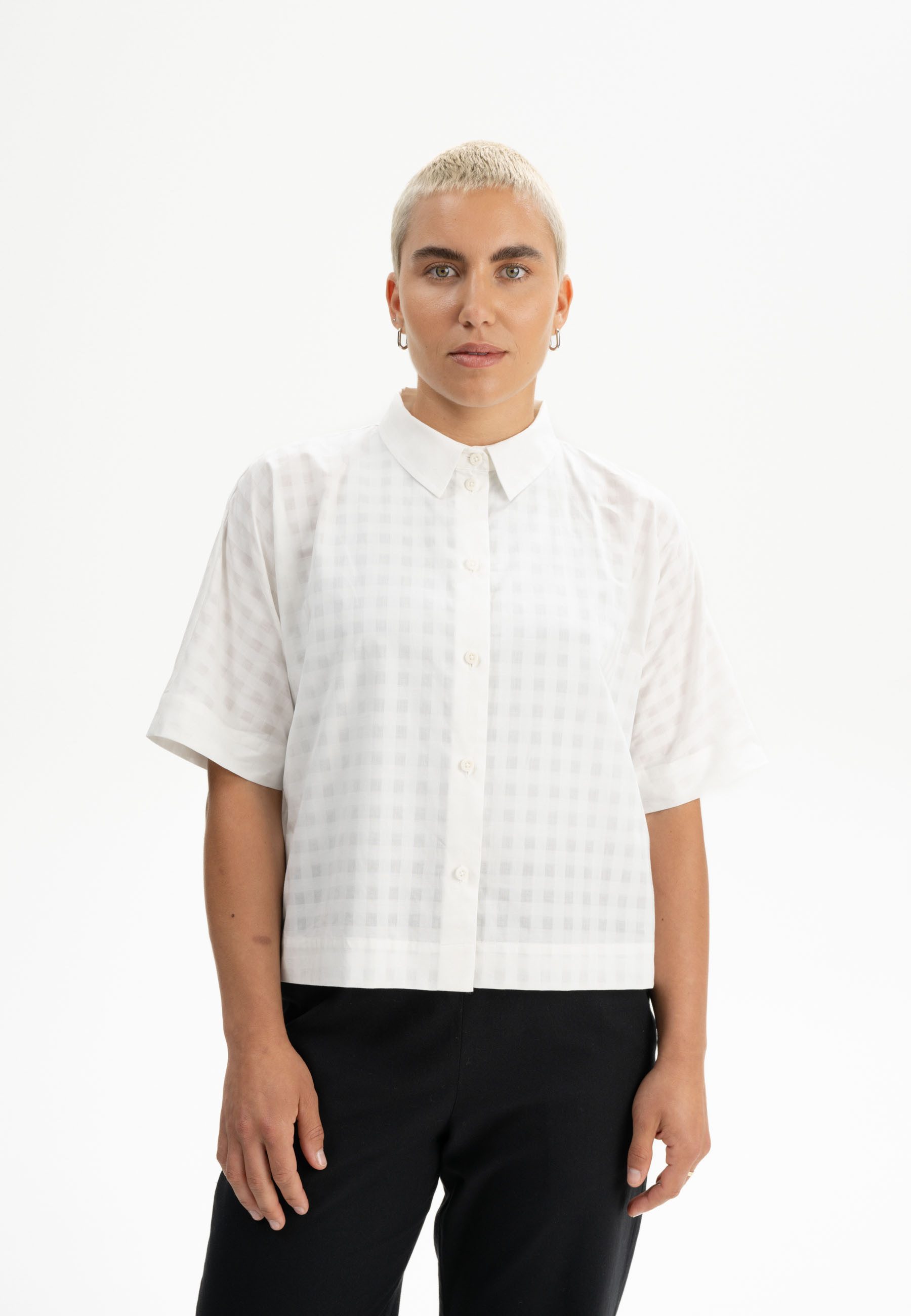 MELA Kurzarmbluse Bluse kurzärmlig RINARA Knopfleiste günstig online kaufen