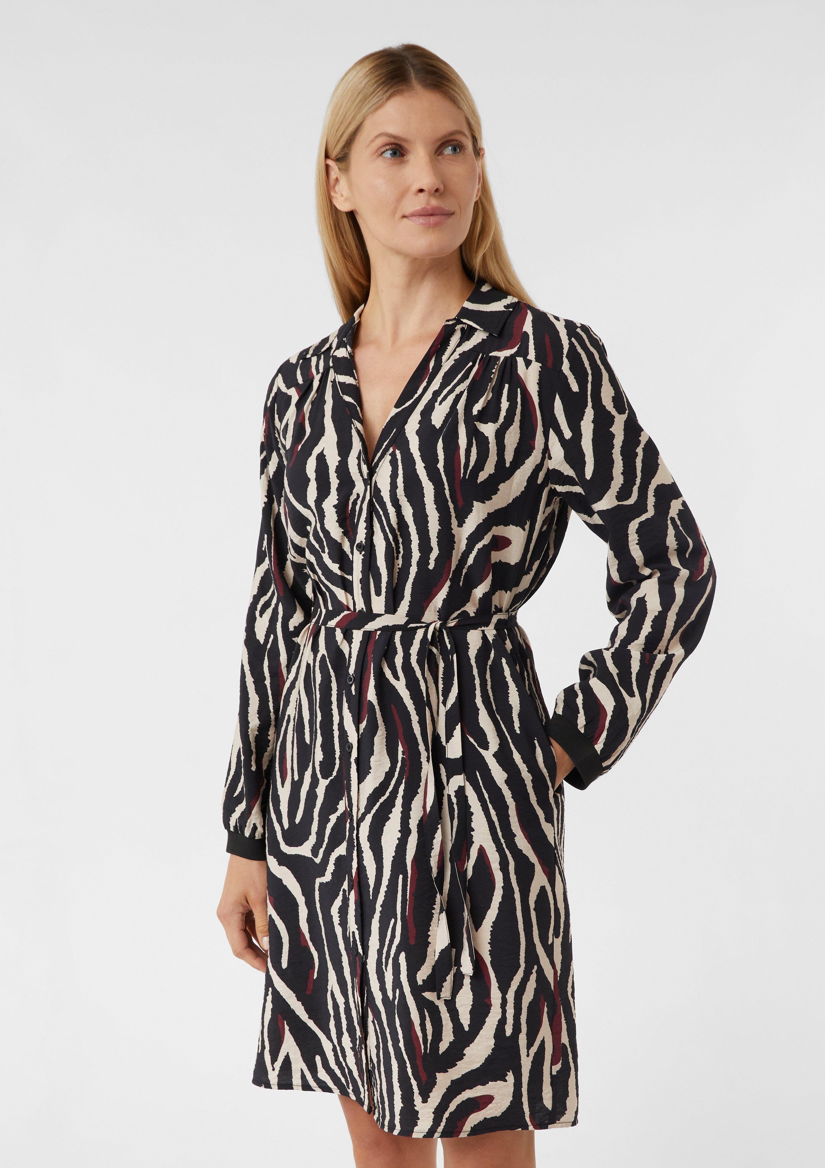 Minikleid Kurzes Hemdblusenkleid mit Animal-Print und Bindegürtel