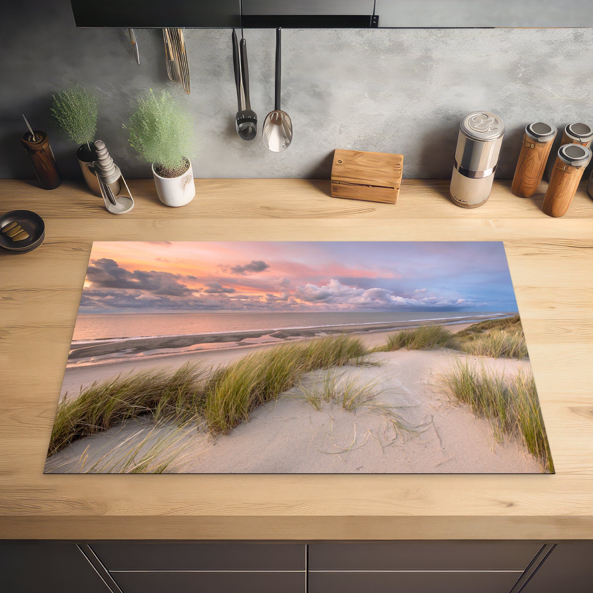 MuchoWow Herdblende-/Abdeckplatte Strand tlg), Niederlande - - Meer - für Dünen Rosa, die Ceranfeldabdeckung küche, Vinyl, cm, - (1 Induktionskochfeld Schutz 81x52