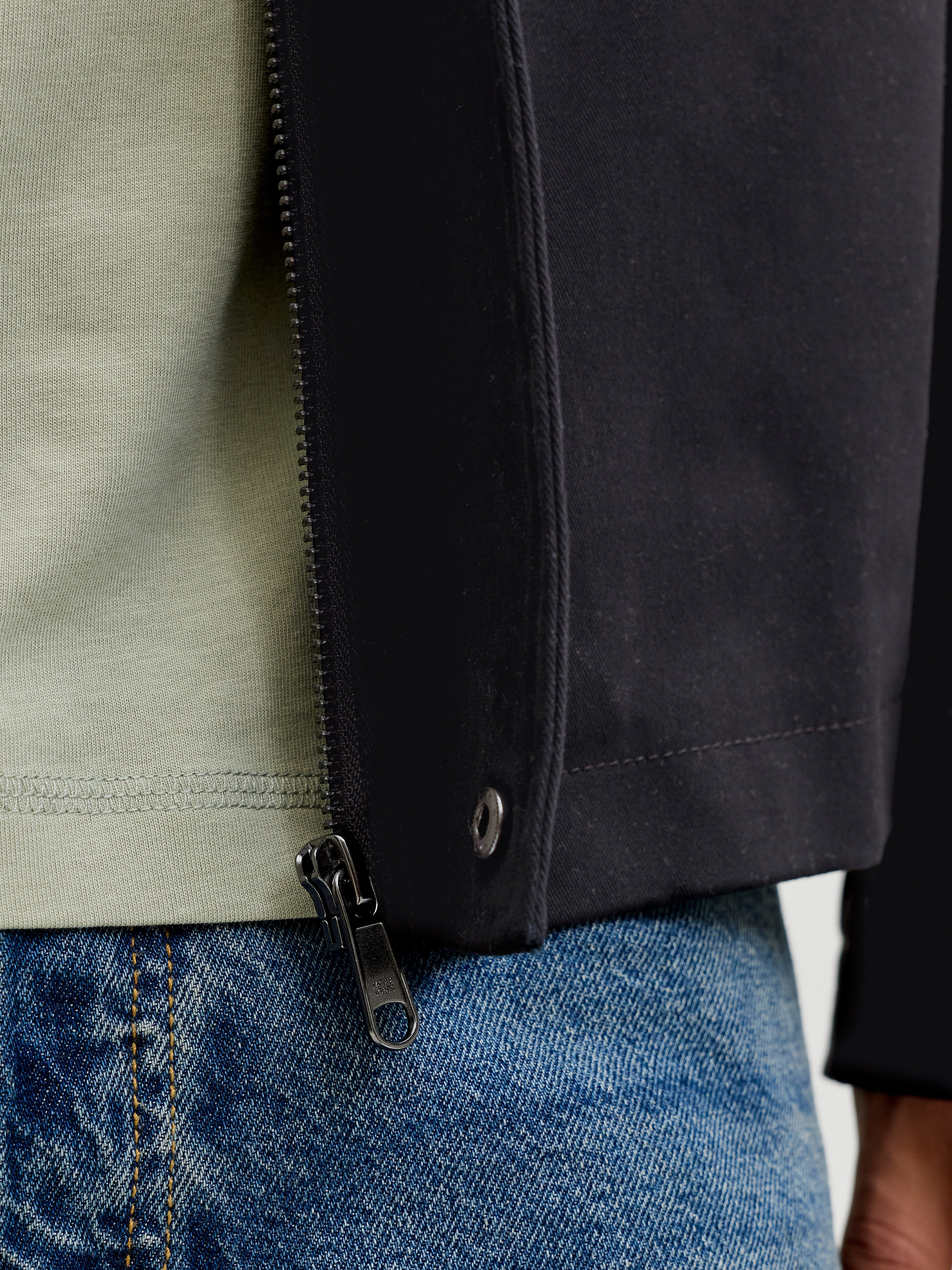 Jack & Jones Kurzjacke JJEGRAHAM WORKER JACKET SN mit Fly-Away-Kragen – Bild 4 von 5