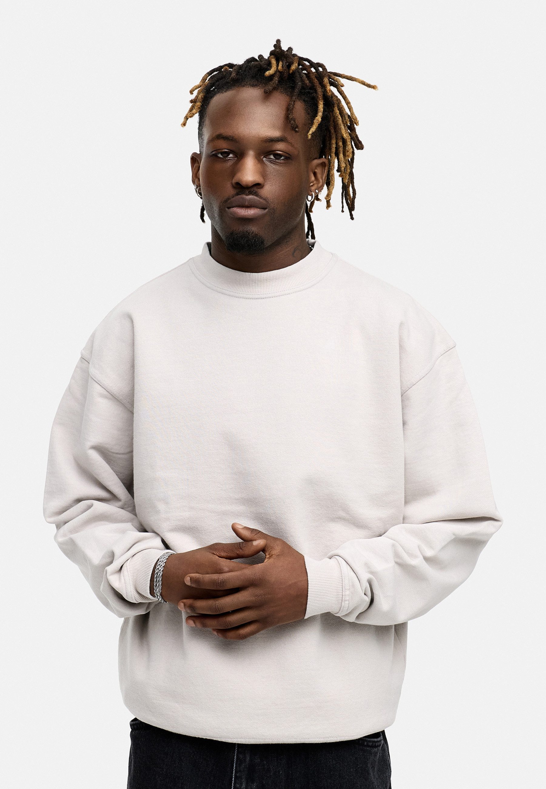 BEHYPE STUDIOS Sweatshirt IM OVERSIZE FIT, günstig online kaufen