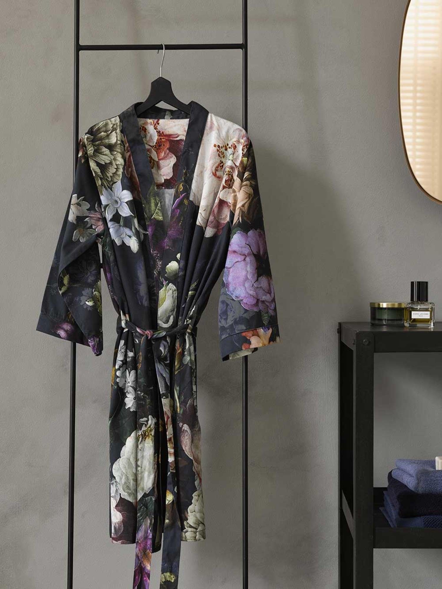 Nightblue Blumenprint Gürtel, Kimono-Kragen, Essenza Fleur, wunderschönem mit Kimono Baumwolle, Kurzform,