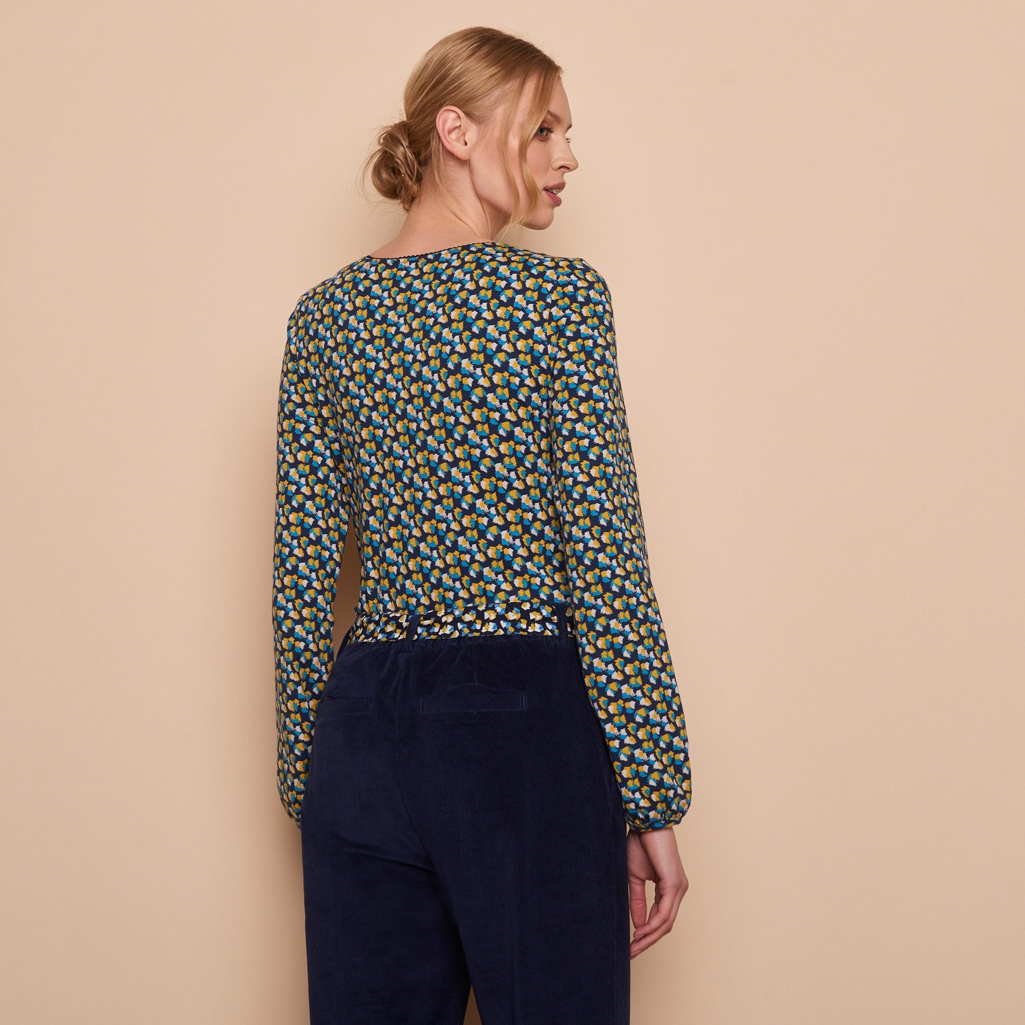 Tranquillo Top & Langarmshirt Langarmshirt Baumwolle Bunt Print Muster Alternativ XS schmale Passform