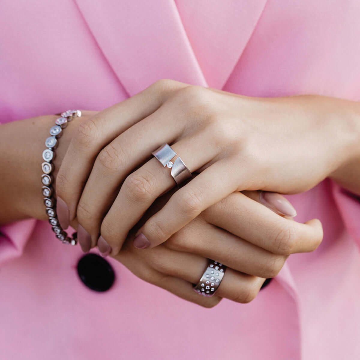 M&M Armband Tennisarmband Damen gold mit Zirkonia ModernGlam (1-tlg), deutsche Qualität, inkl. edles Schmucketui