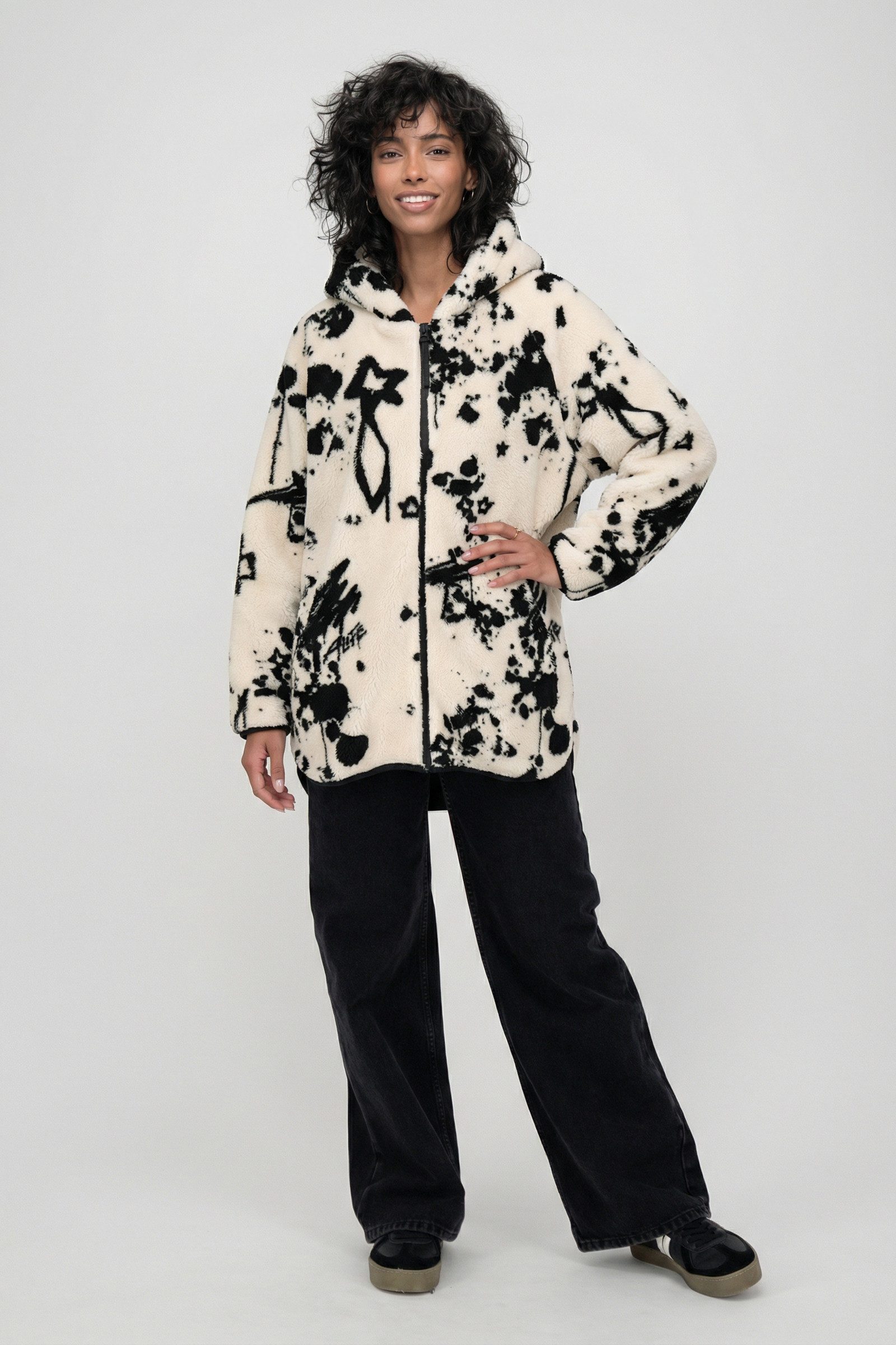 Alife & Kickin Sweatjacke Damen JacquelineAK T Übergangsjacke, Jacke leichte Kuschel-Jacke mit Stehkragen und Reißverschluss – Bild 4 von 4
