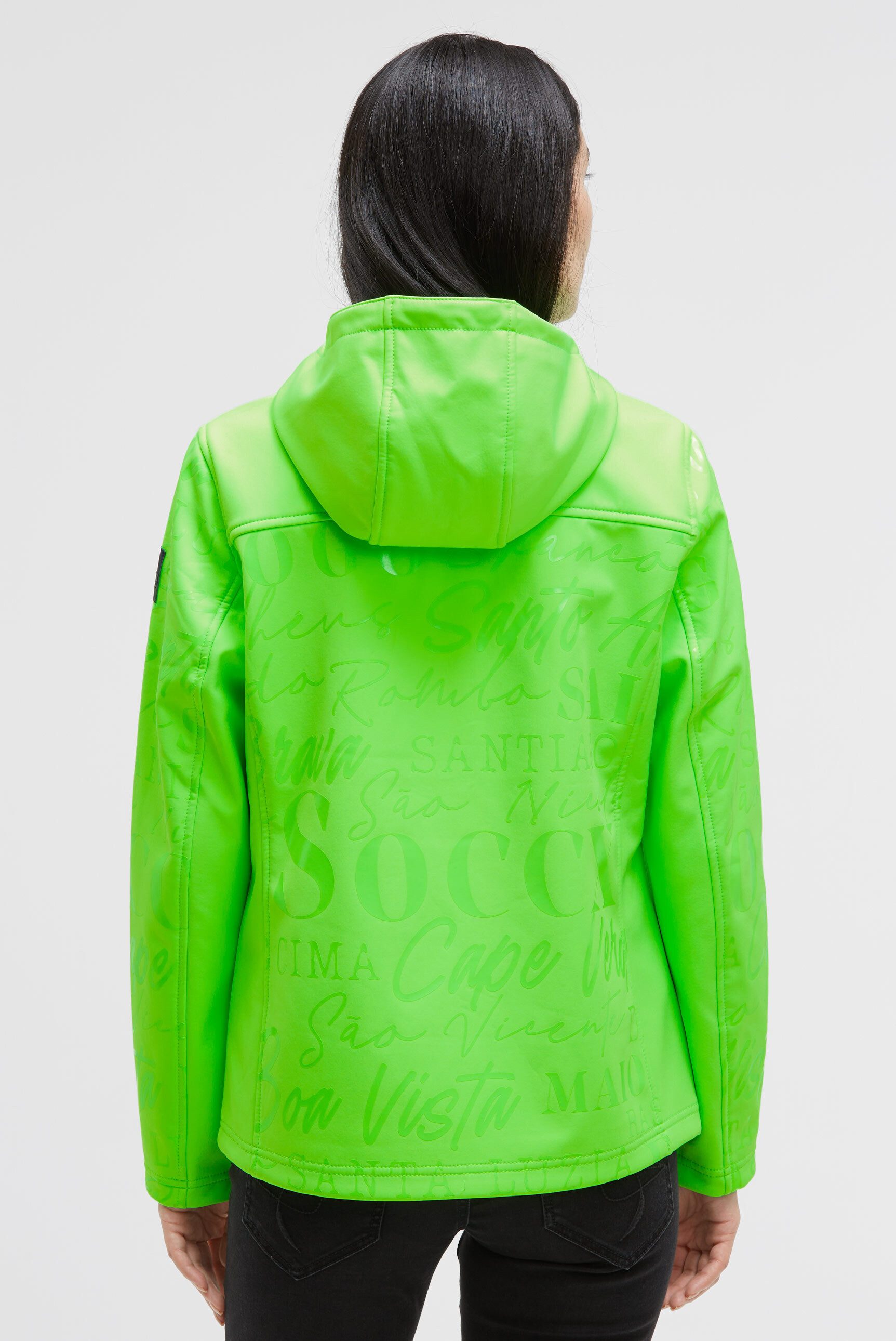 SOCCX Softshelljacke mit hochgeschnittener Kapuze