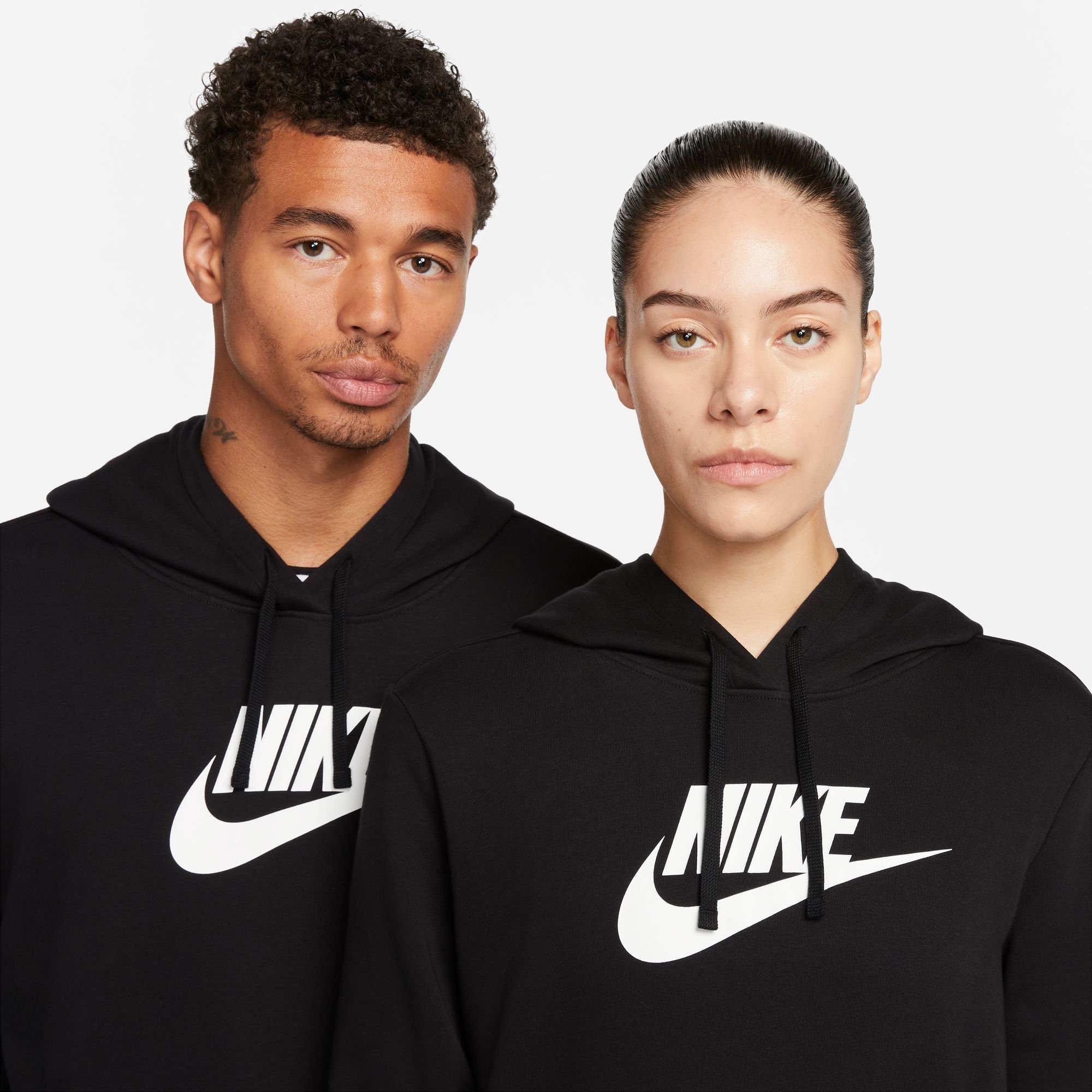 Logo BLACK/WHITE Women's Pullover Nike Sportswear Club Fleece Hoodie Kapuzensweatshirt