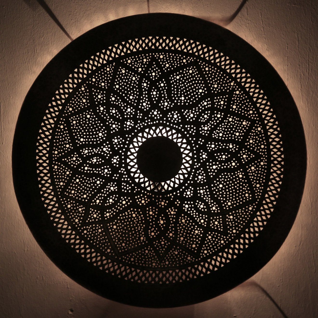 l-artisan Wandleuchte, Marokkanische Rund Wandlampe aus Antik Messing DORA ZWAK, ohne Leuchtmittel, Handgefertigt In Retro style