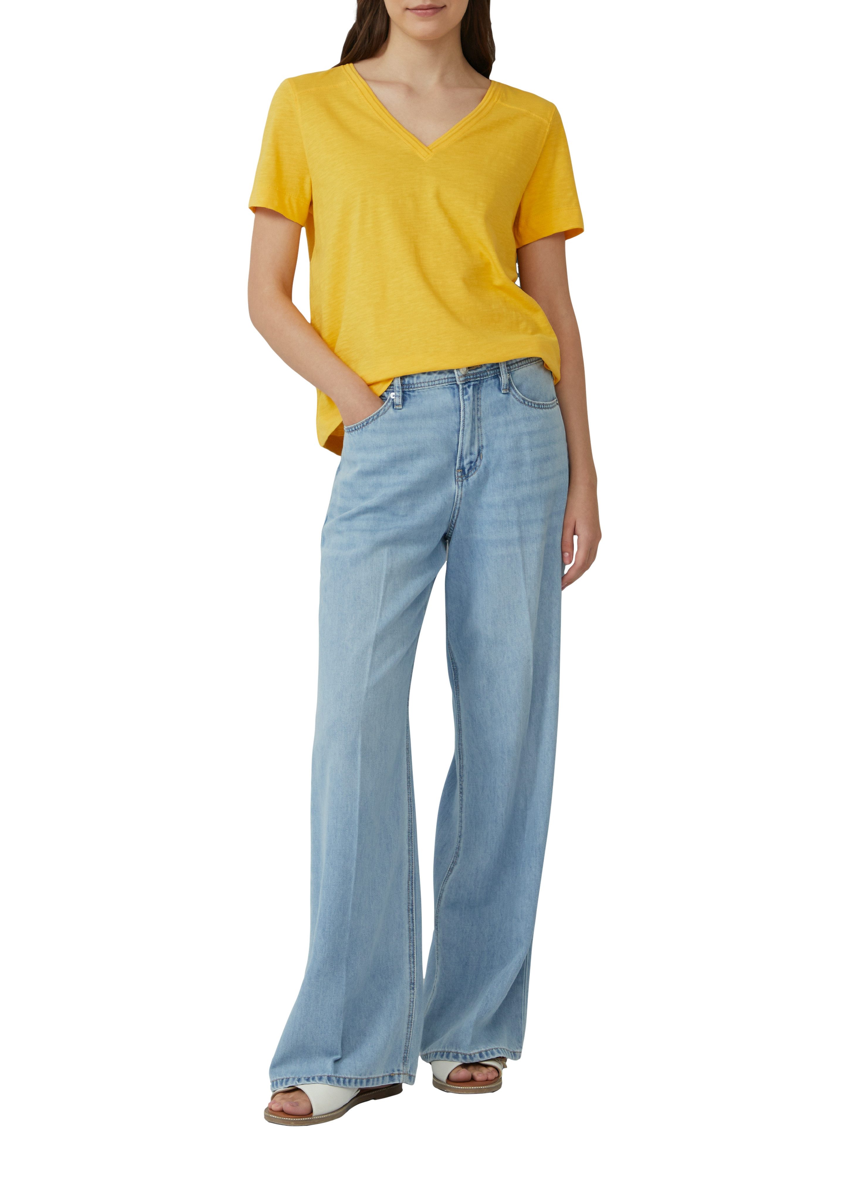 s.Oliver T-Shirt aus Flammgarn mit V-Ausschnitt günstig online kaufen