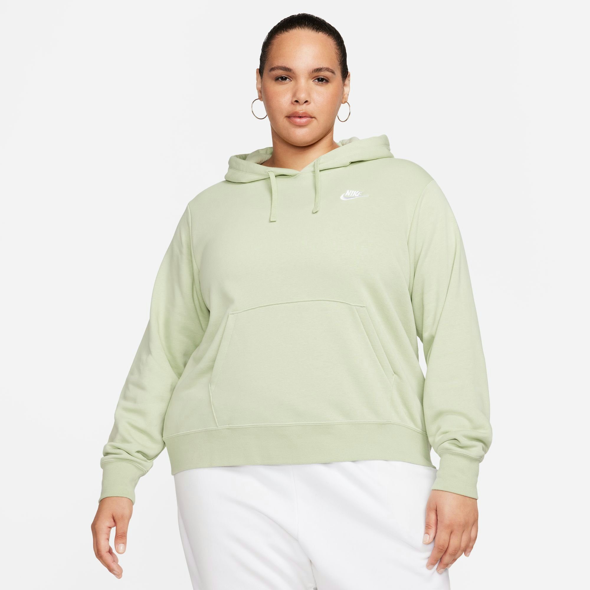 Nike Sportswear Kapuzensweatshirt CLUB FLEECE WOMEN'S PULLOVER HOODIE (PLUS SIZE) HONEYDEW/WHITE | 